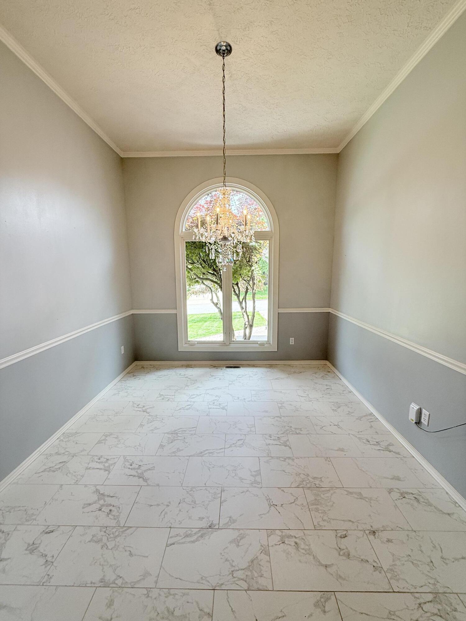 5135 South Clay Avenue Property Photo 9