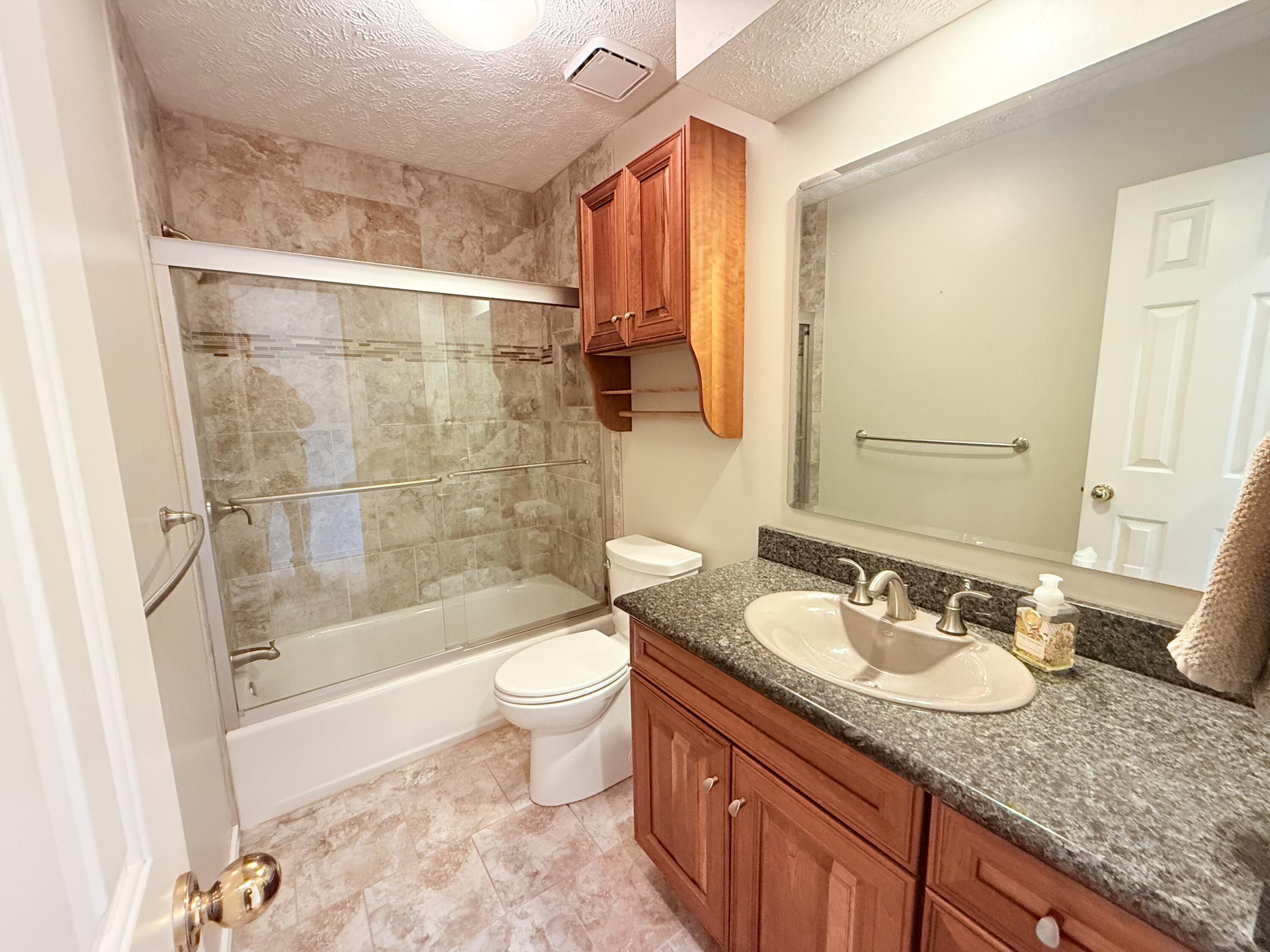 5135 South Clay Avenue Property Photo 21