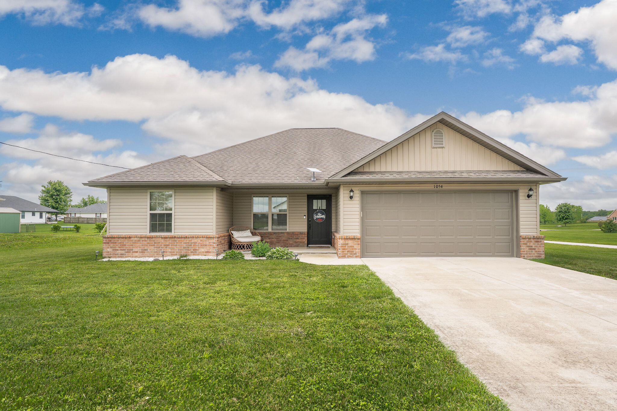 1054 Thoroughfare Street Property Photo 1