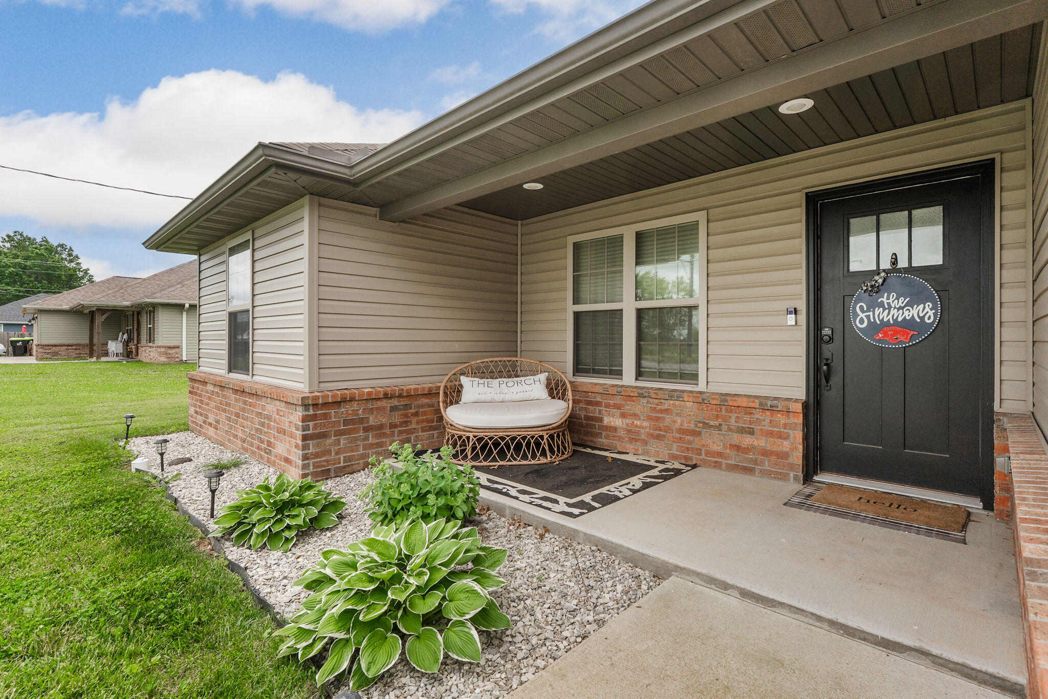 1054 Thoroughfare Street Property Photo 4
