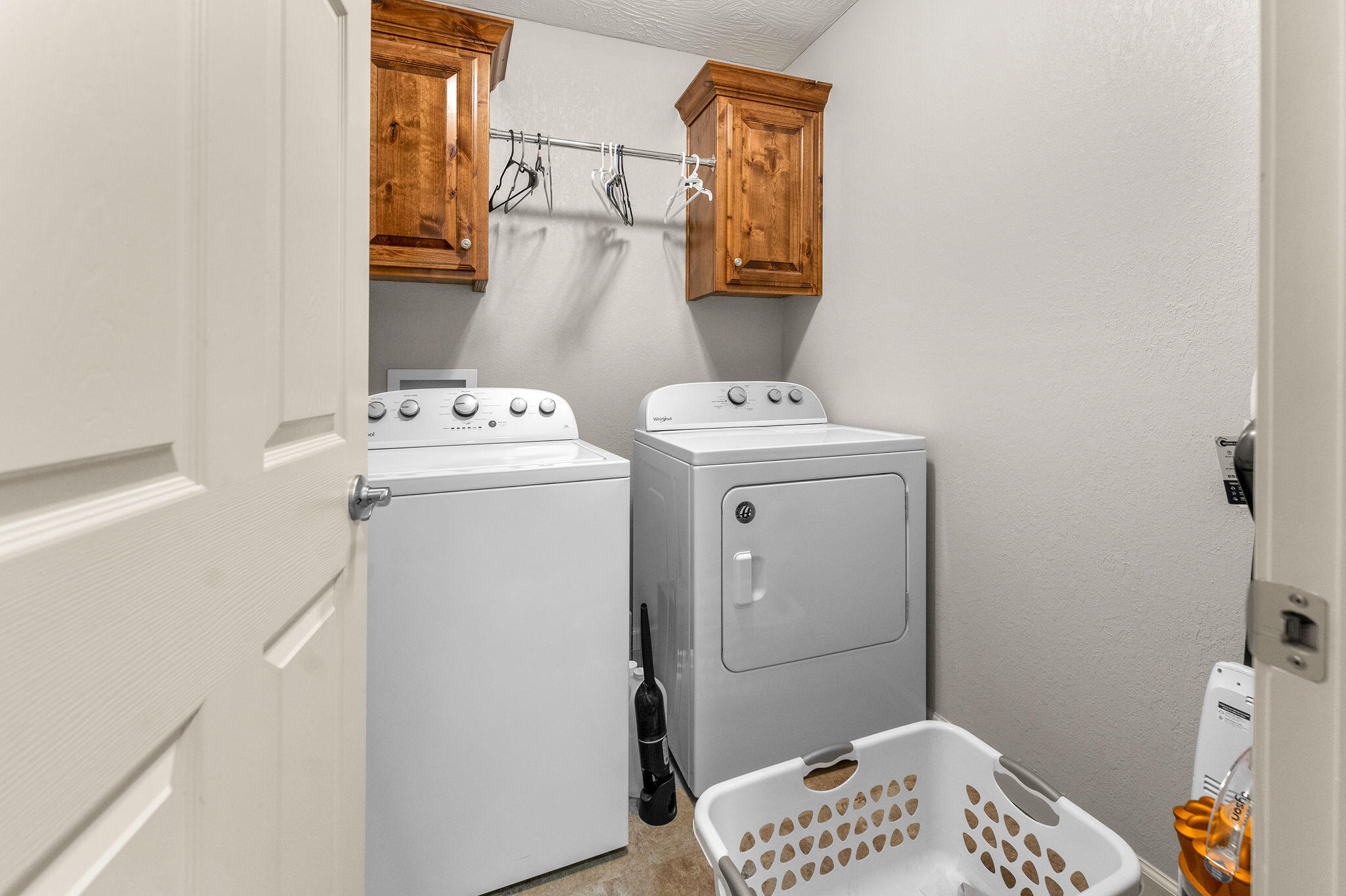 1054 Thoroughfare Street Property Photo 11