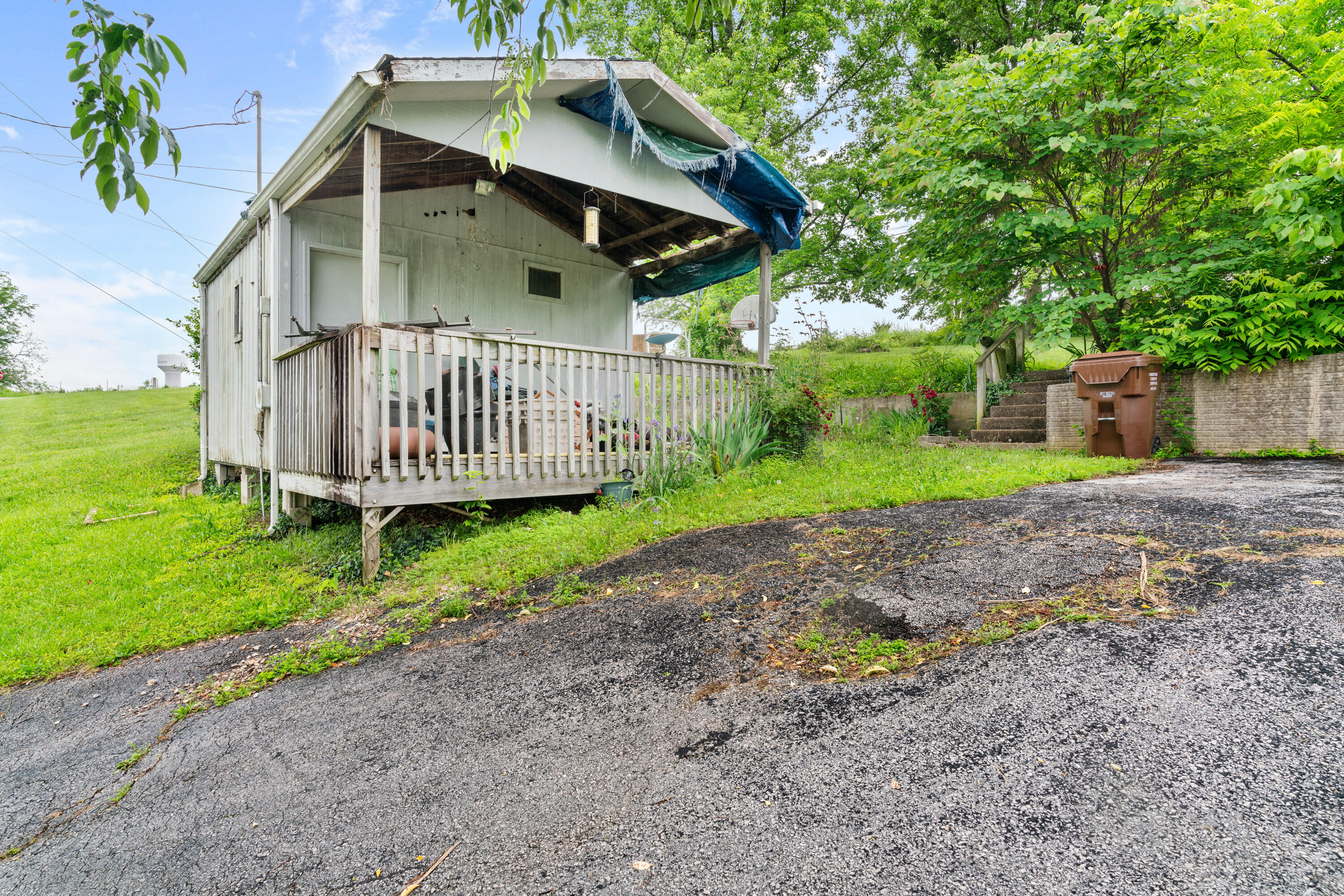1408 Rockhill Circle Property Photo 3