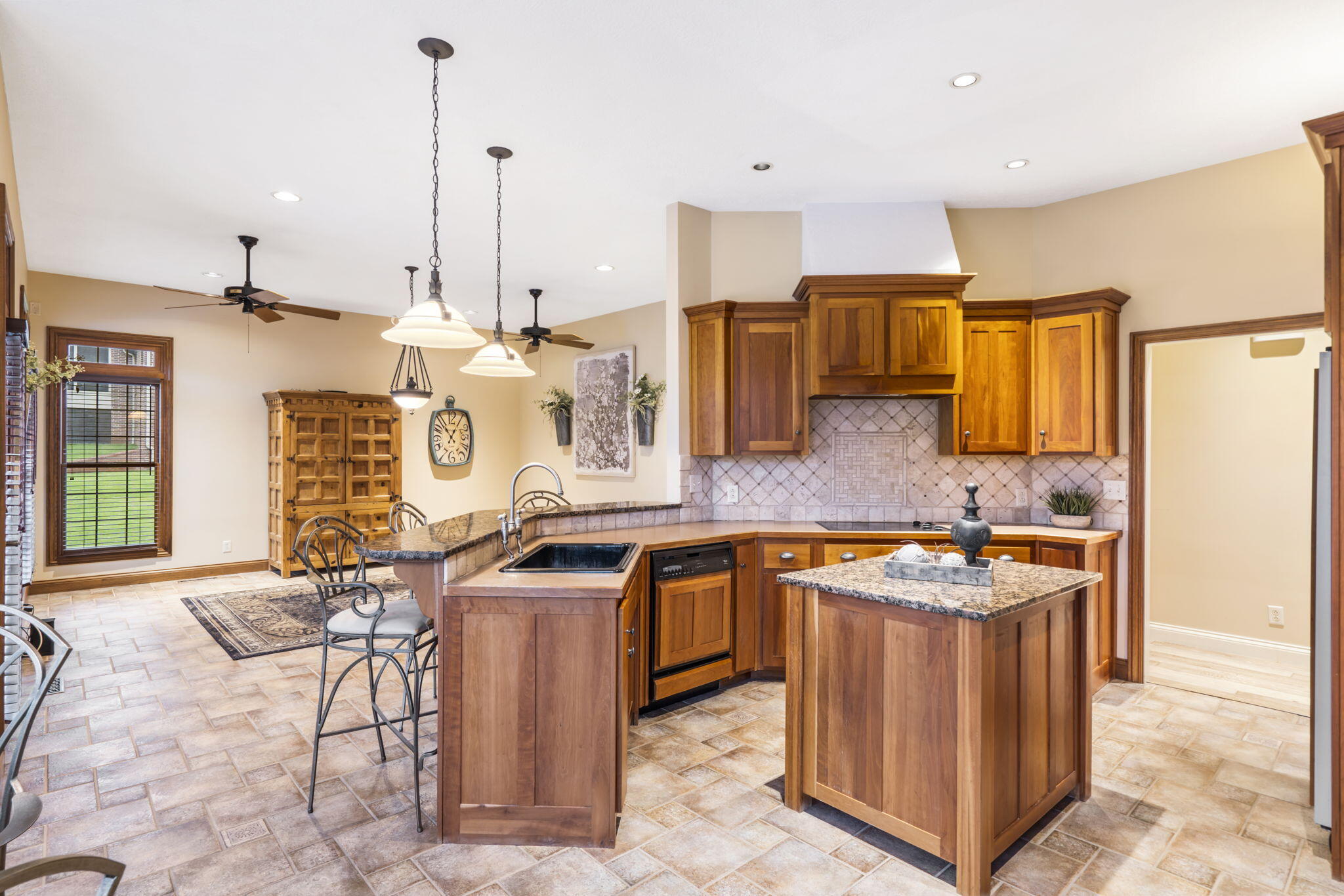 2421 Candlebark Lane Property Photo 21