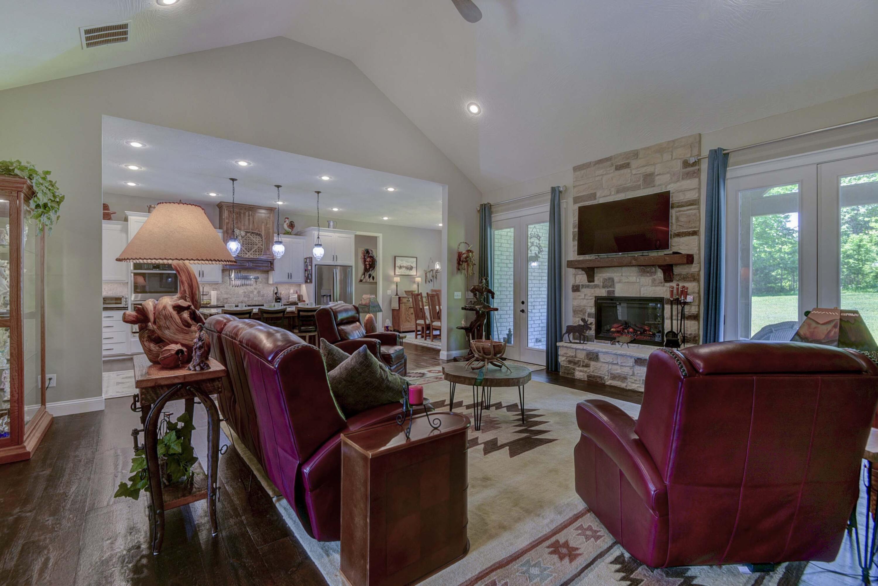 722 Seven Pines Drive Property Photo 8