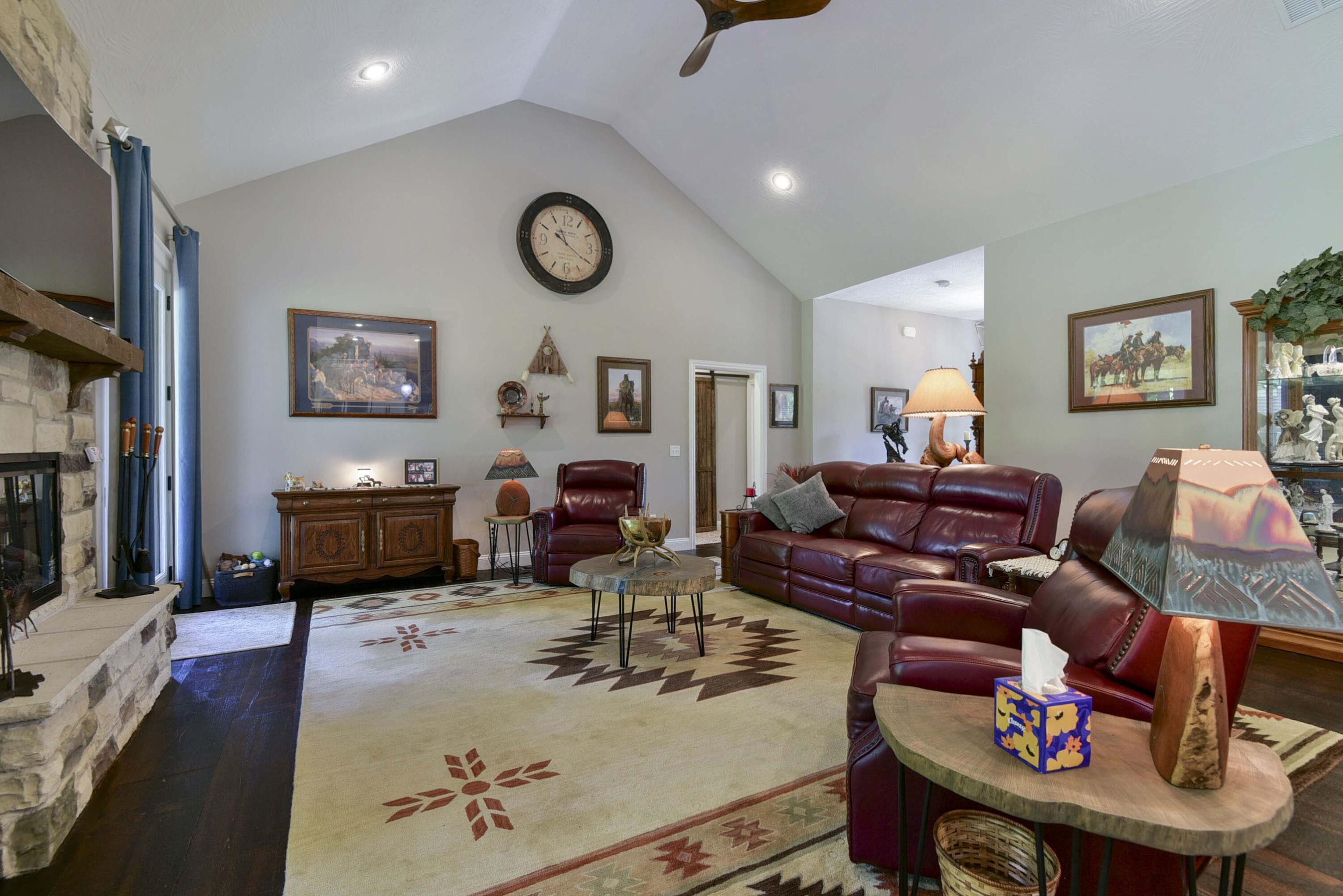 722 Seven Pines Drive Property Photo 10