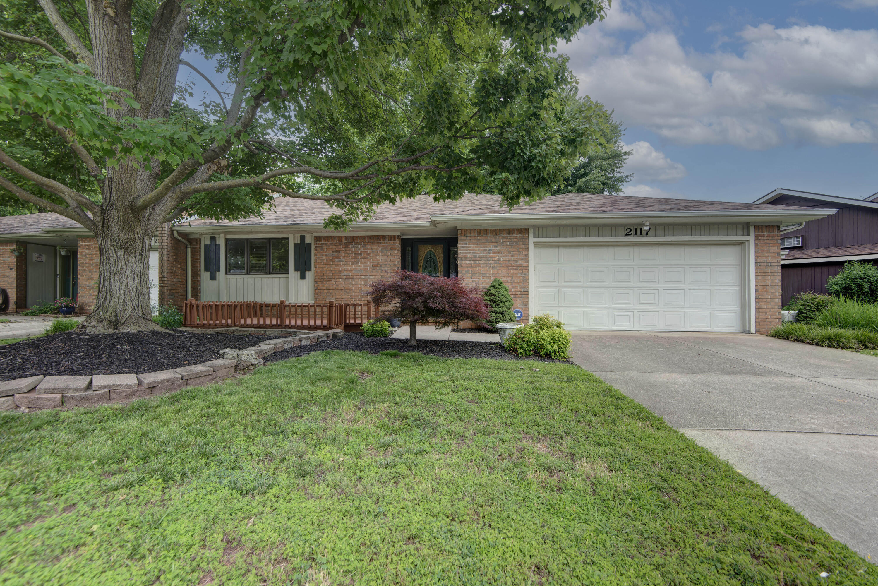 2117 East Wornall Place Property Photo 1