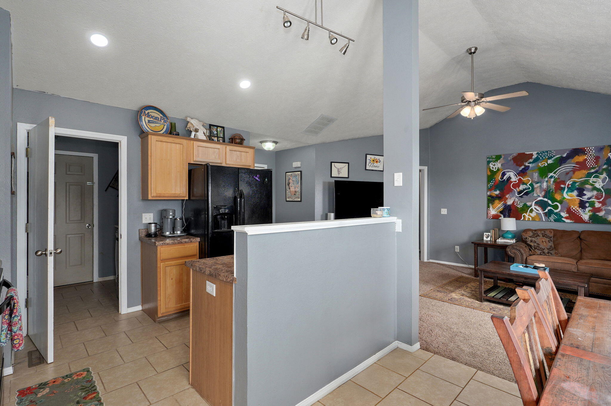 741 South Meadow View Street Property Photo 11