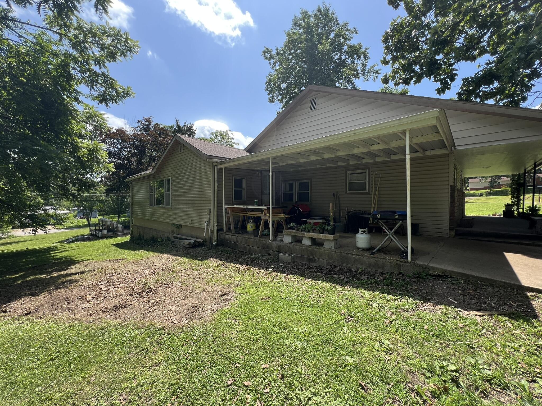 1010 Pine Street Property Photo 4
