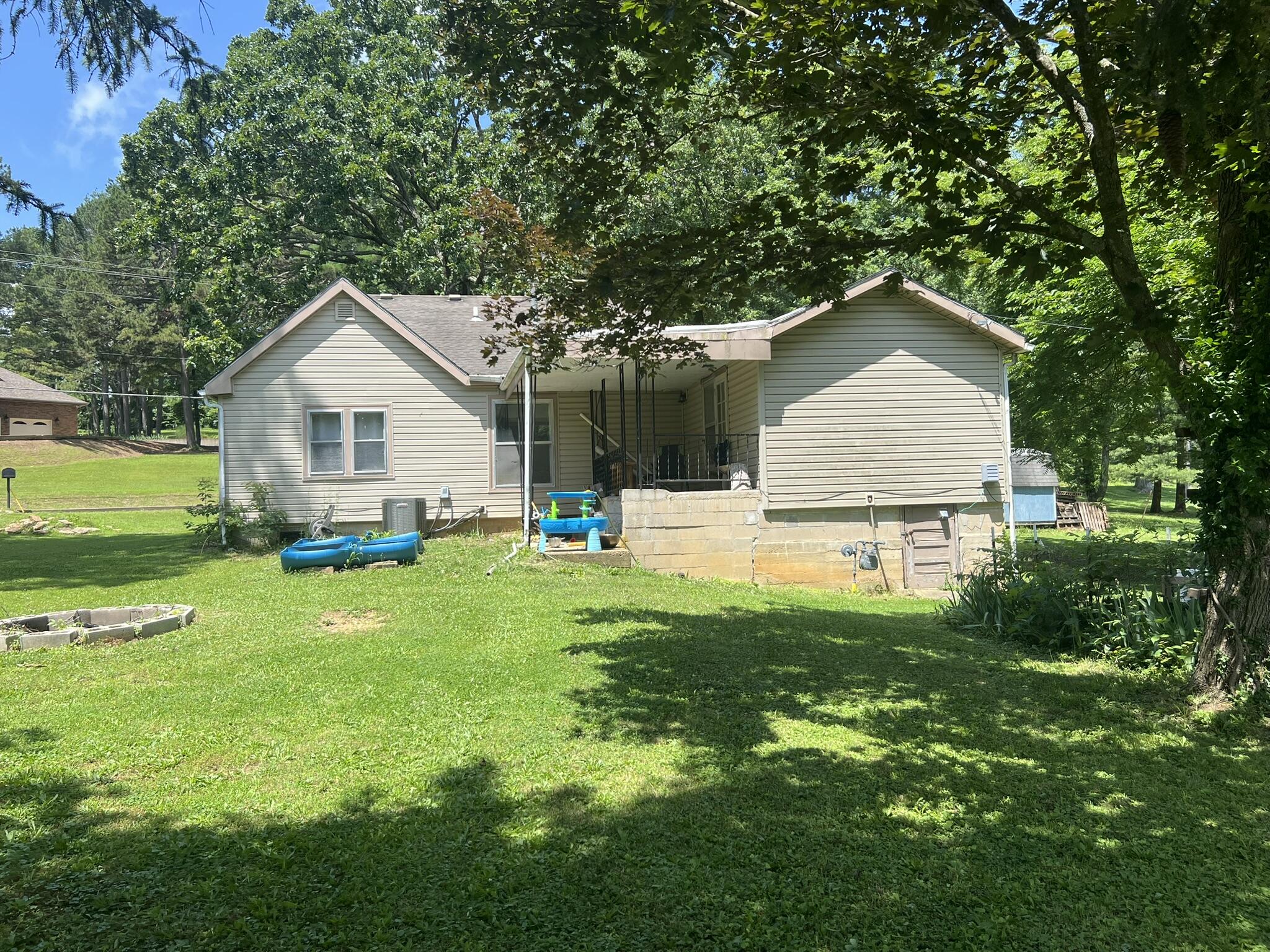 1010 Pine Street Property Photo 6
