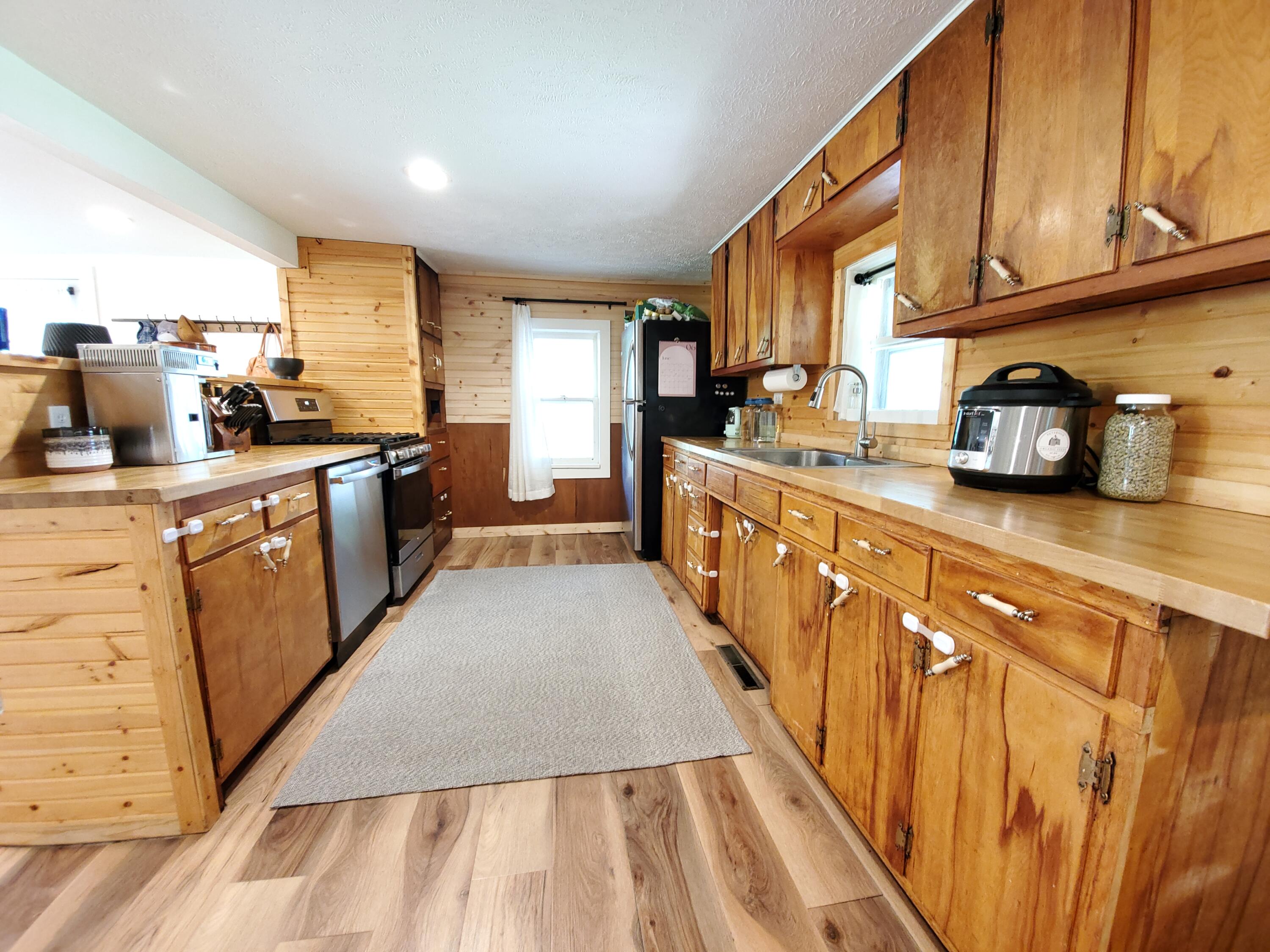 1010 Pine Street Property Photo 27
