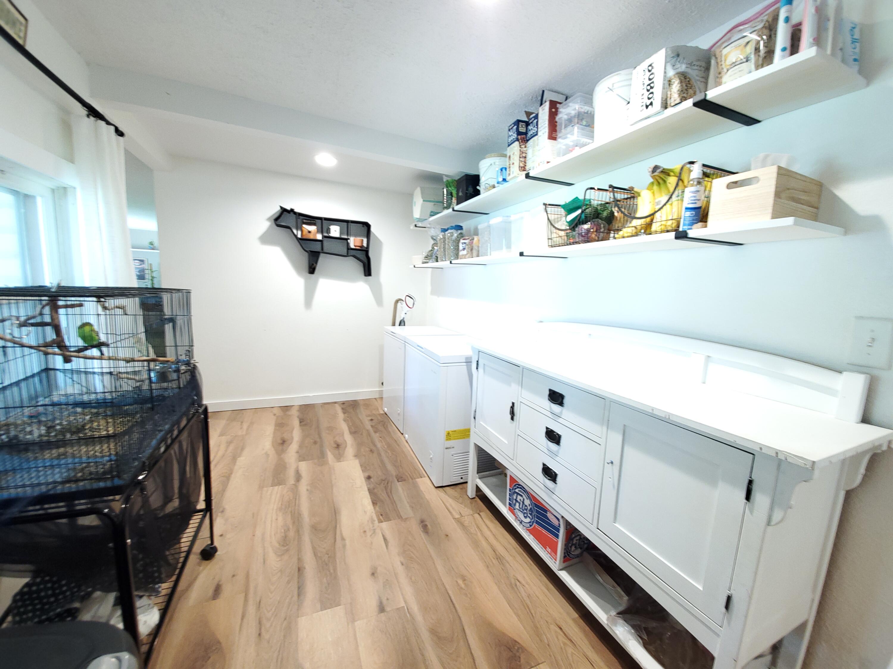 1010 Pine Street Property Photo 31