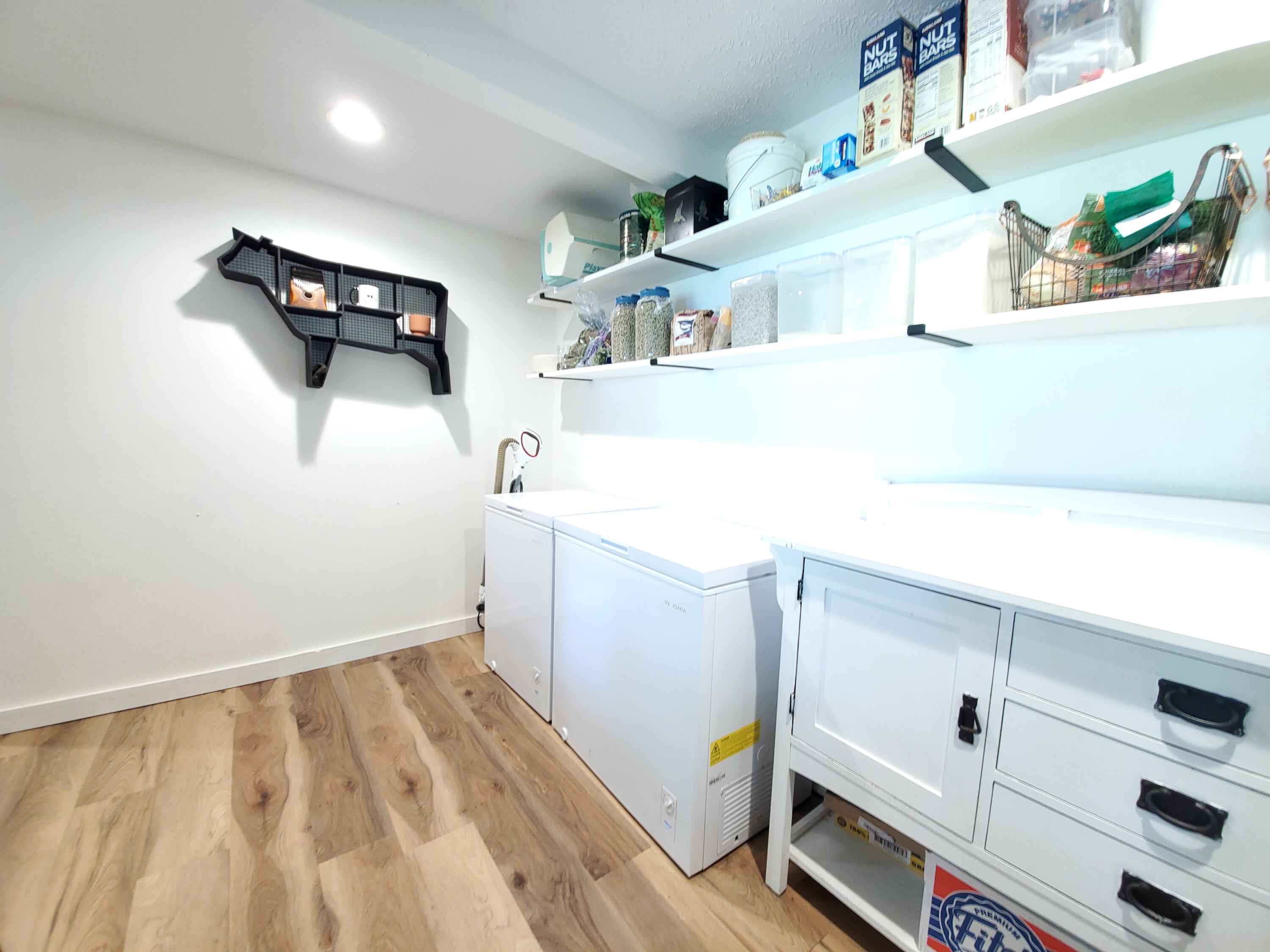 1010 Pine Street Property Photo 32