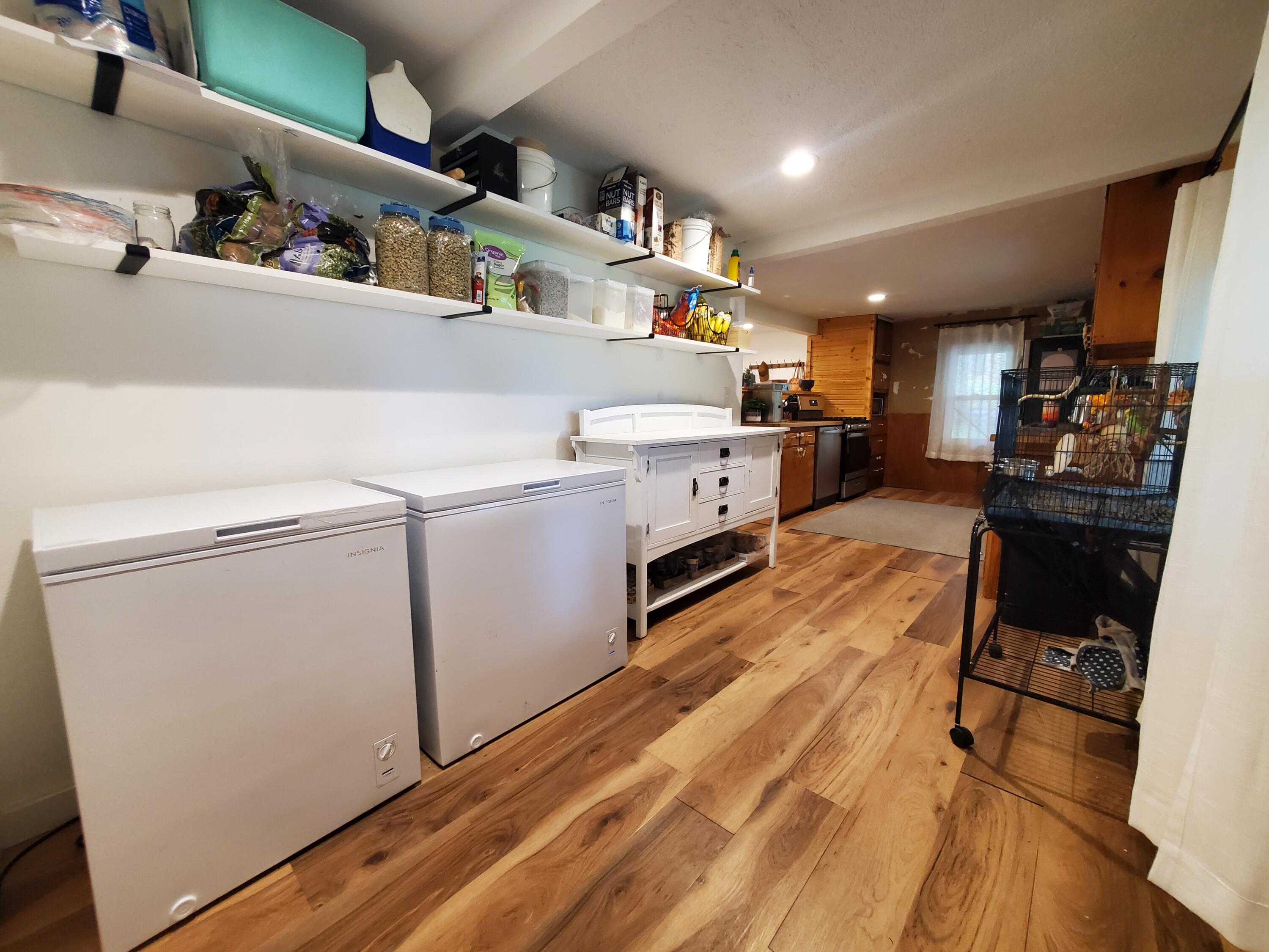 1010 Pine Street Property Photo 33