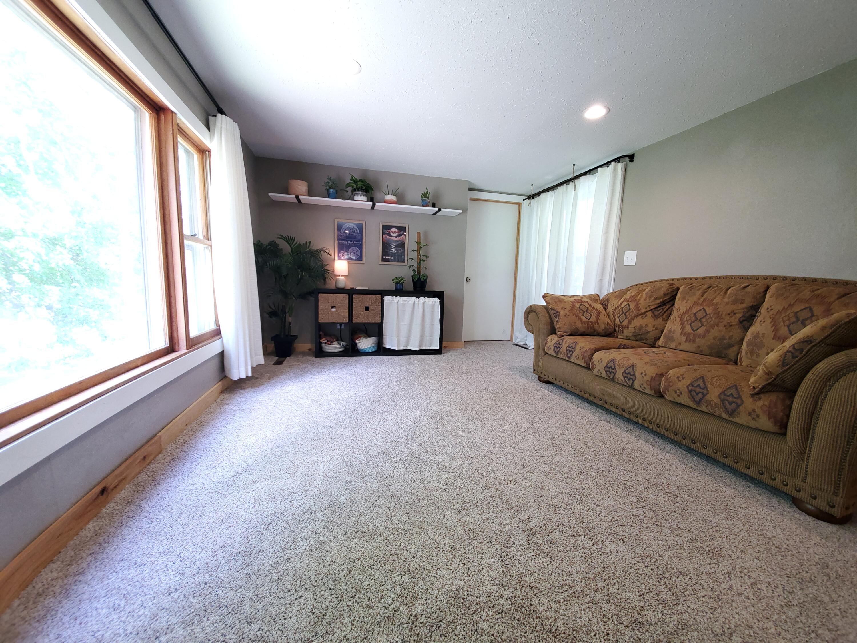 1010 Pine Street Property Photo 36