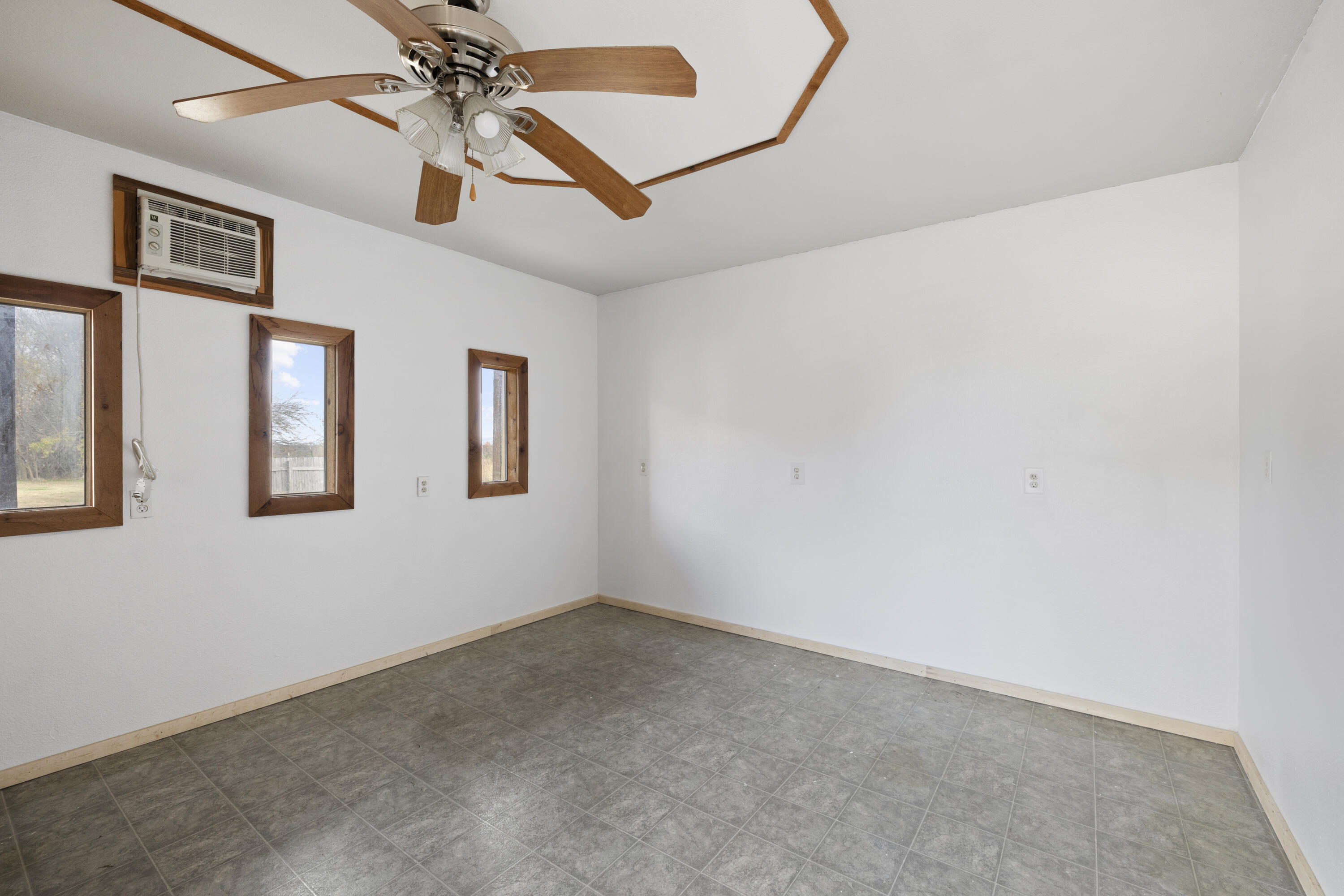 247 South Jefferson Street Property Photo 57