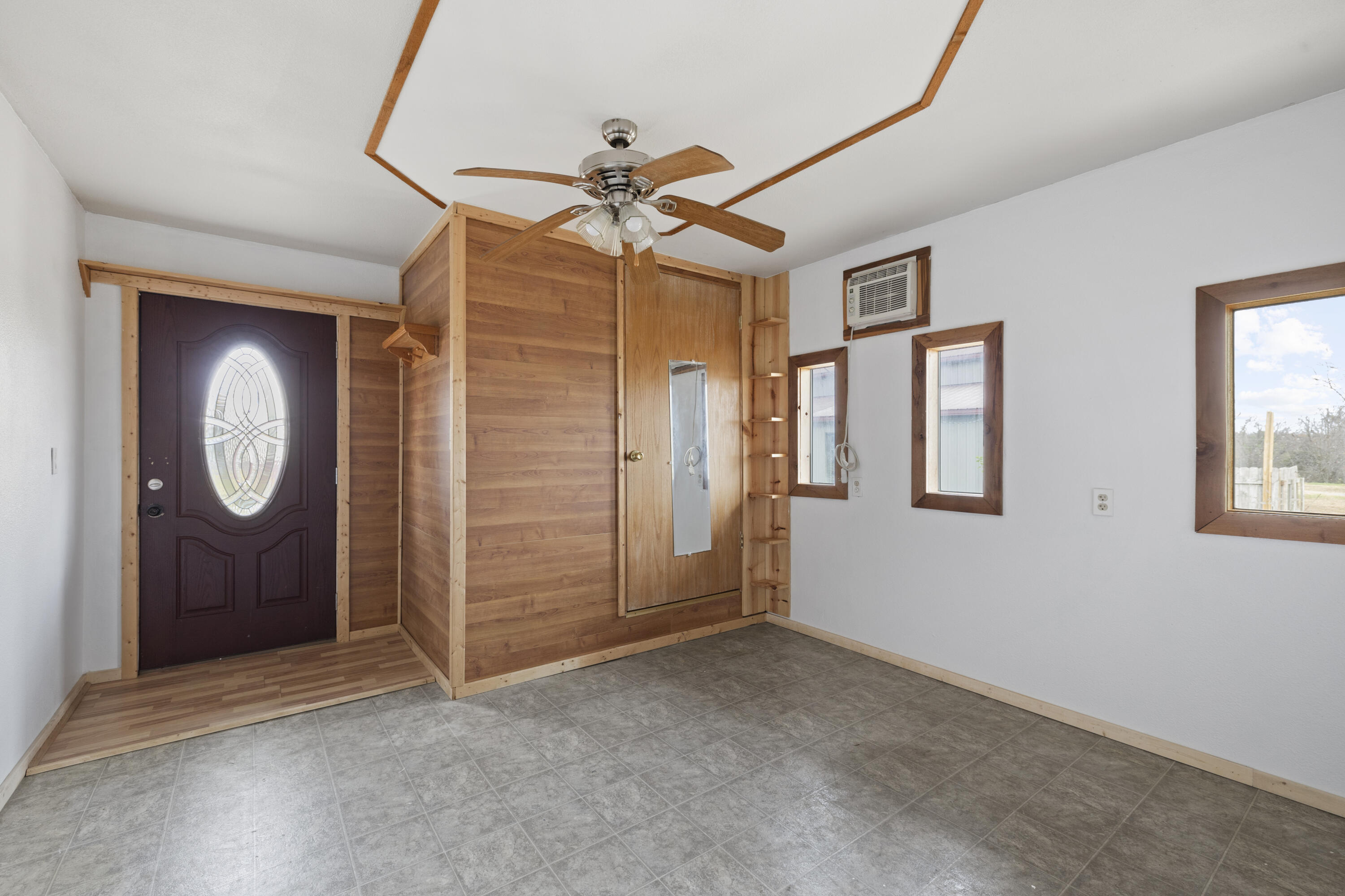 247 South Jefferson Street Property Photo 58