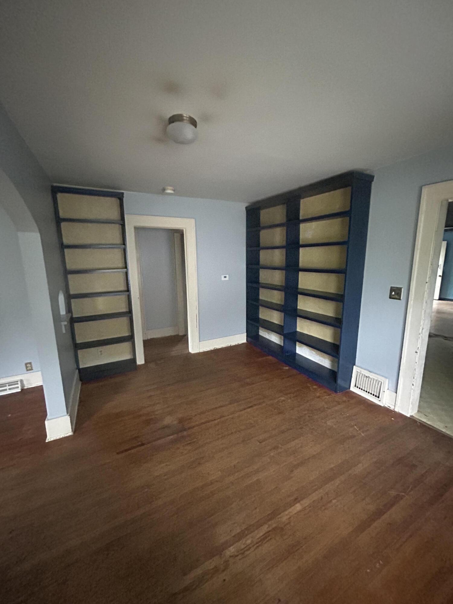 1443 South Jefferson Avenue Property Photo 4
