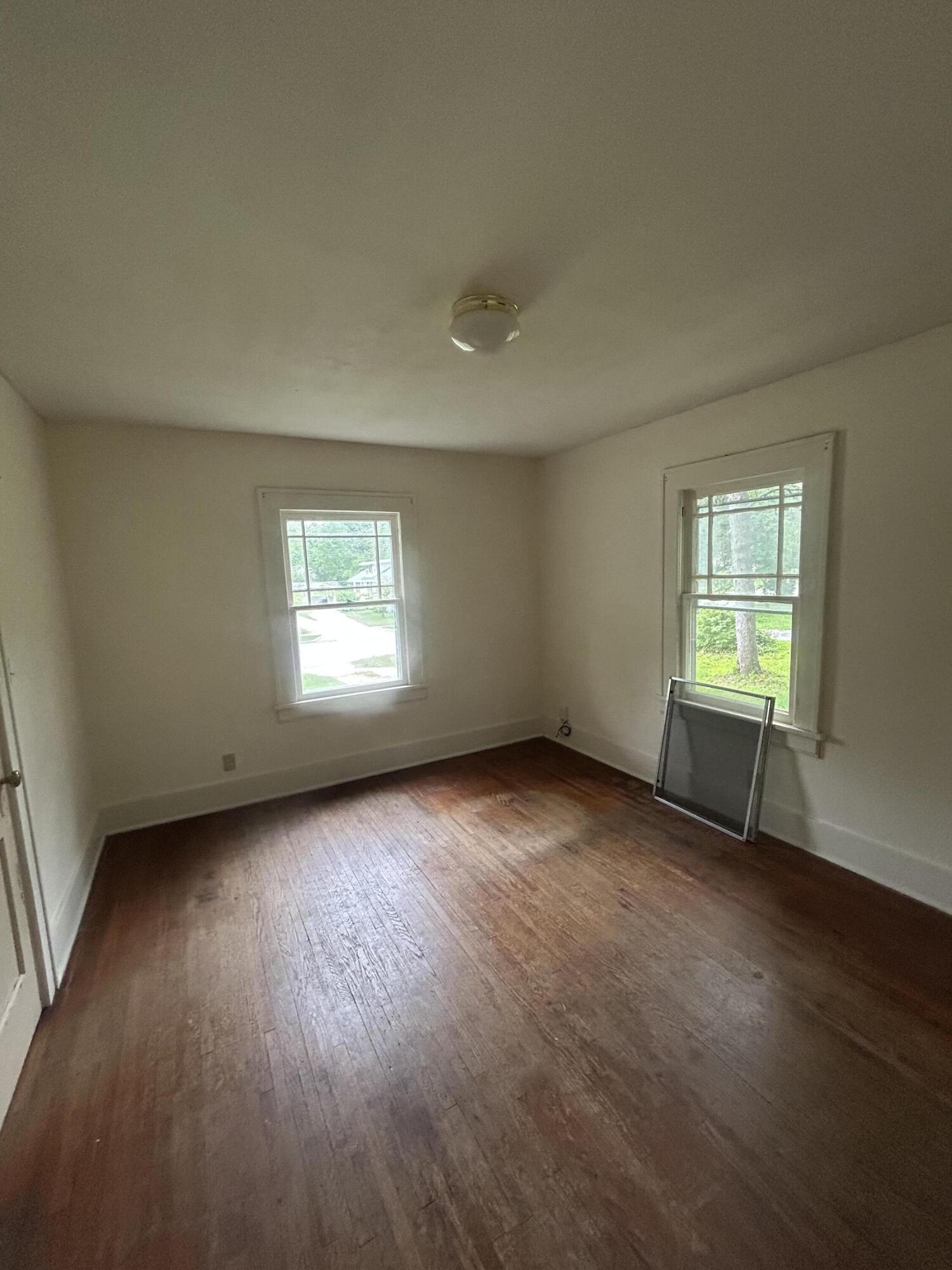1443 South Jefferson Avenue Property Photo 6