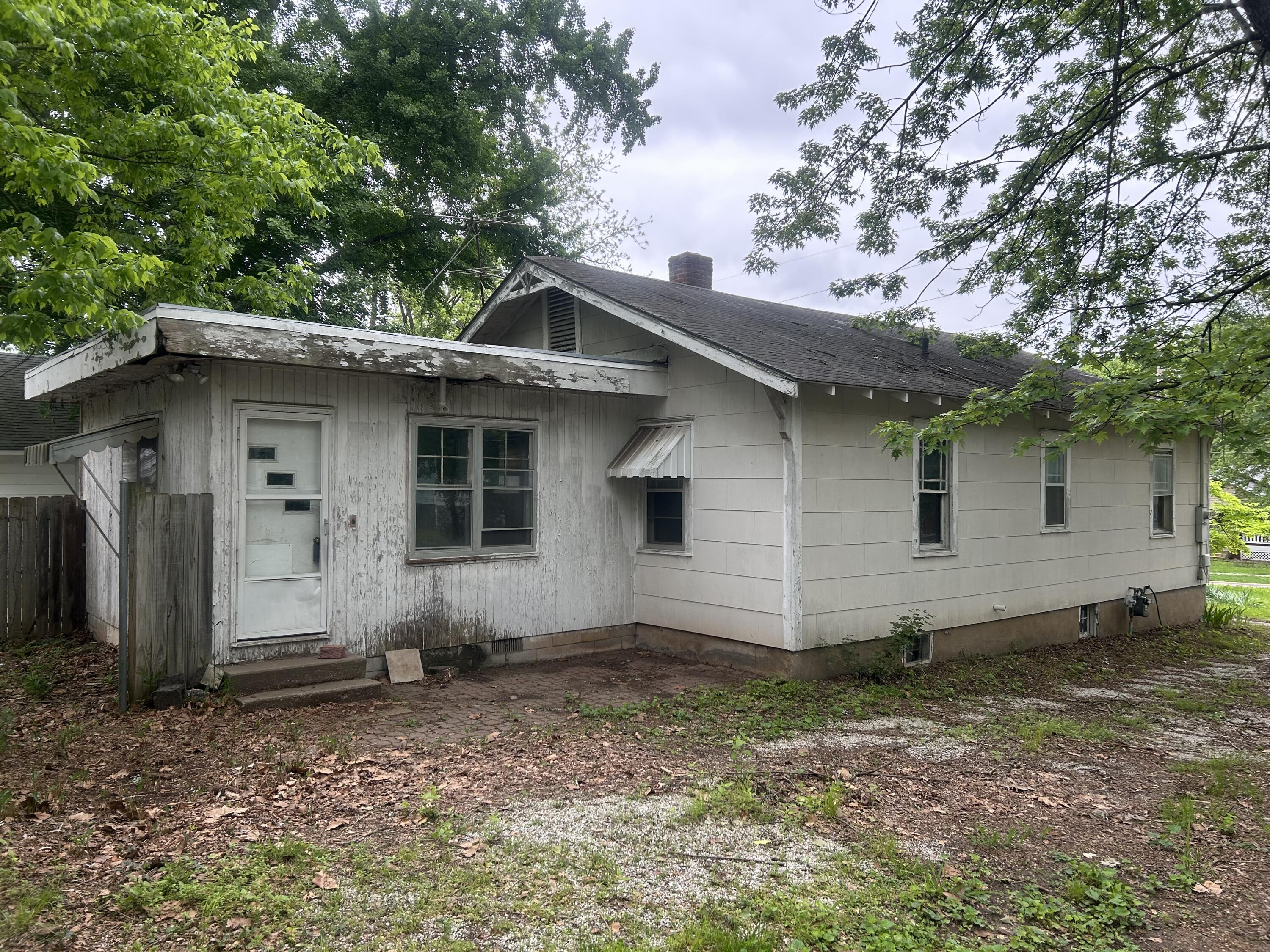 1443 South Jefferson Avenue Property Photo 12