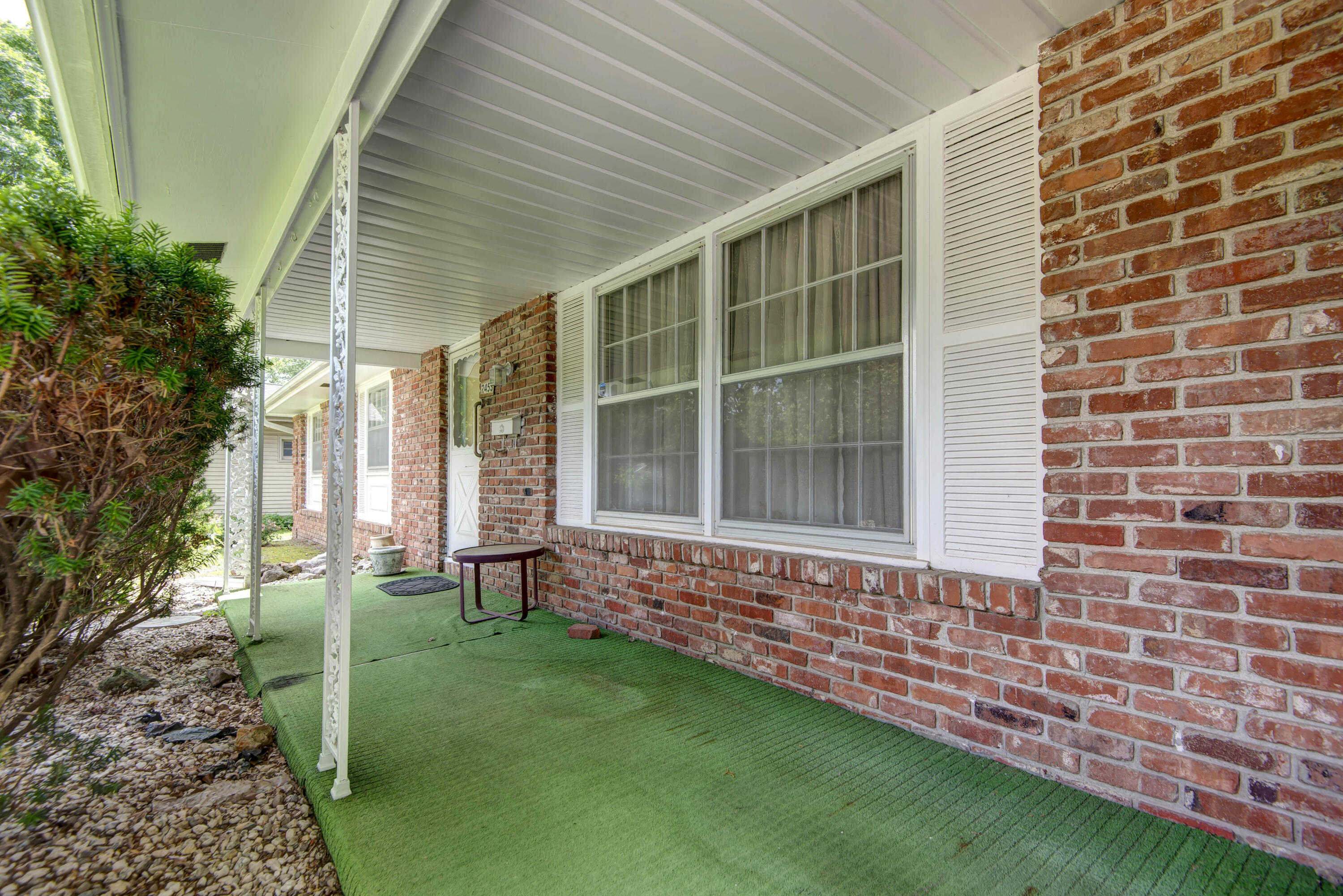 2453 South Mccann Avenue Property Photo 4
