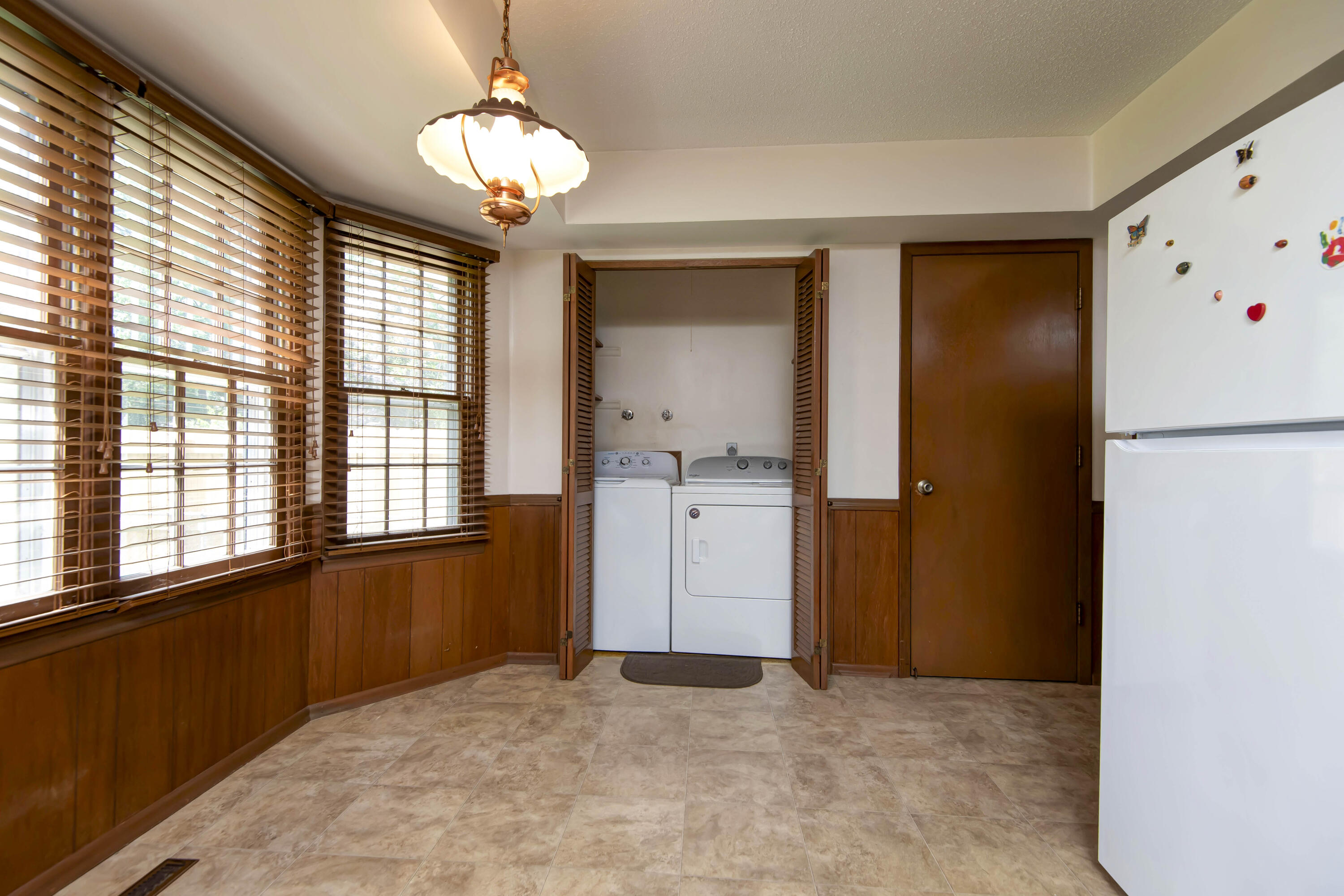 2453 South Mccann Avenue Property Photo 7