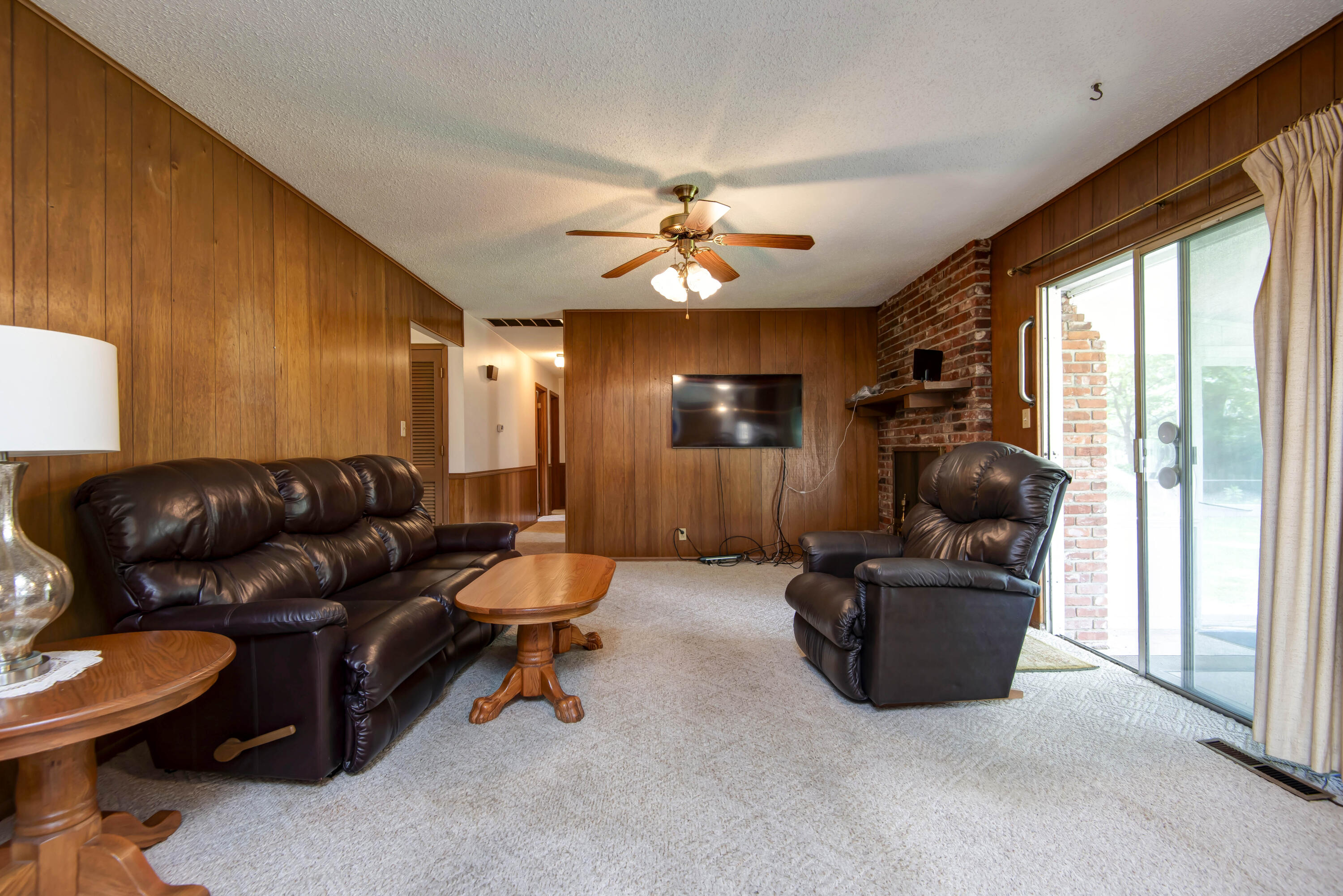 2453 South Mccann Avenue Property Photo 9