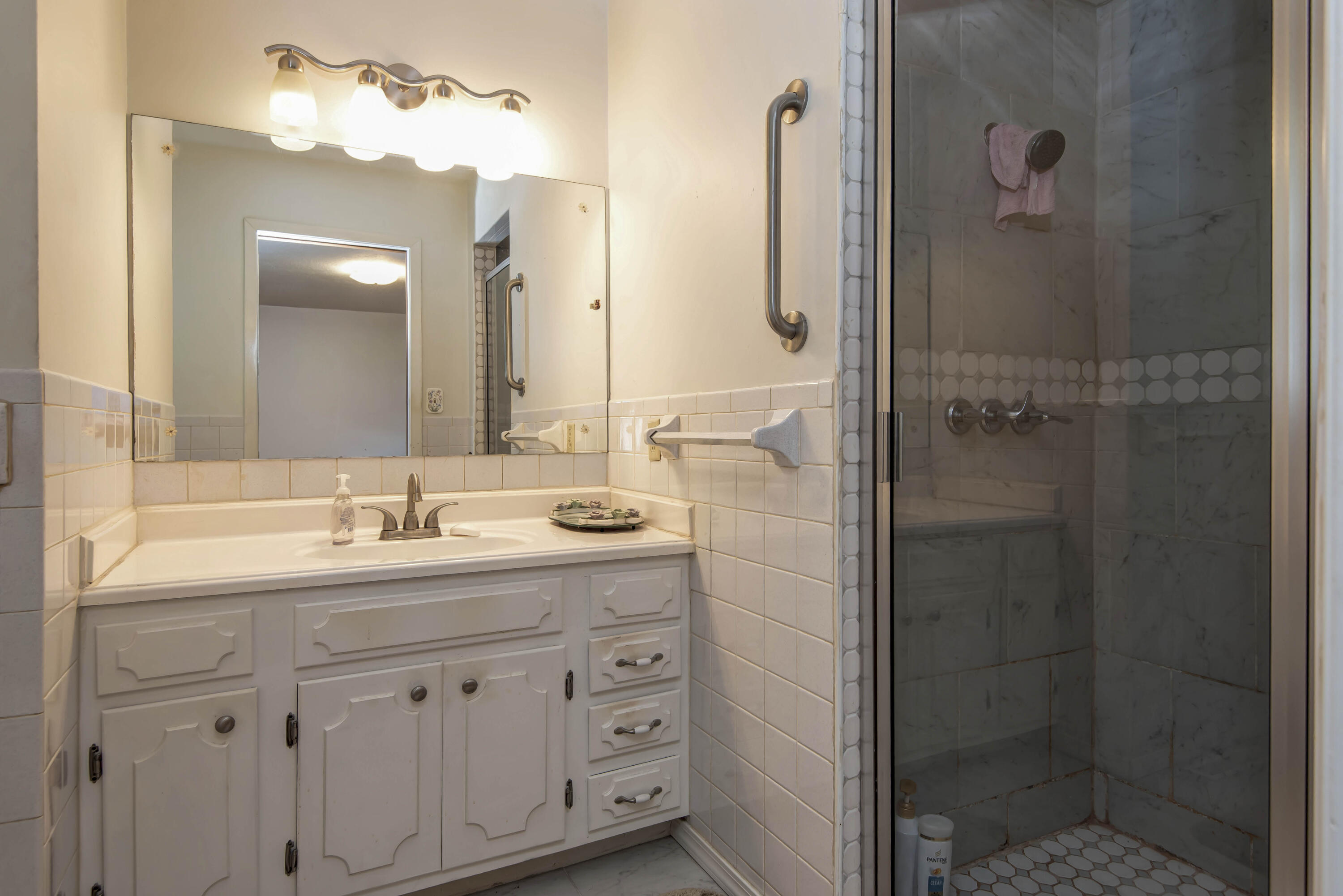2453 South Mccann Avenue Property Photo 16
