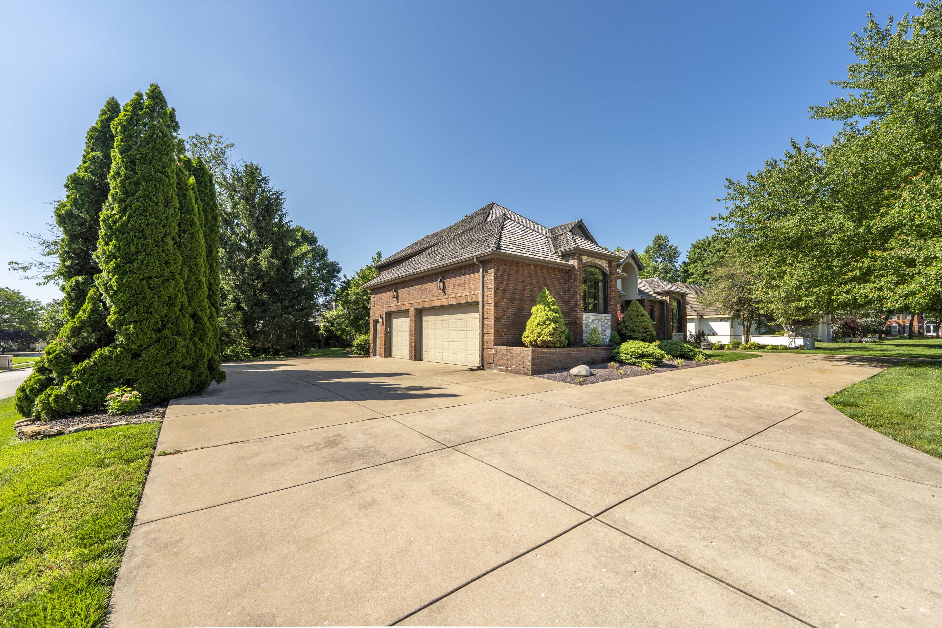 3596 East Montrose Court Property Photo 65