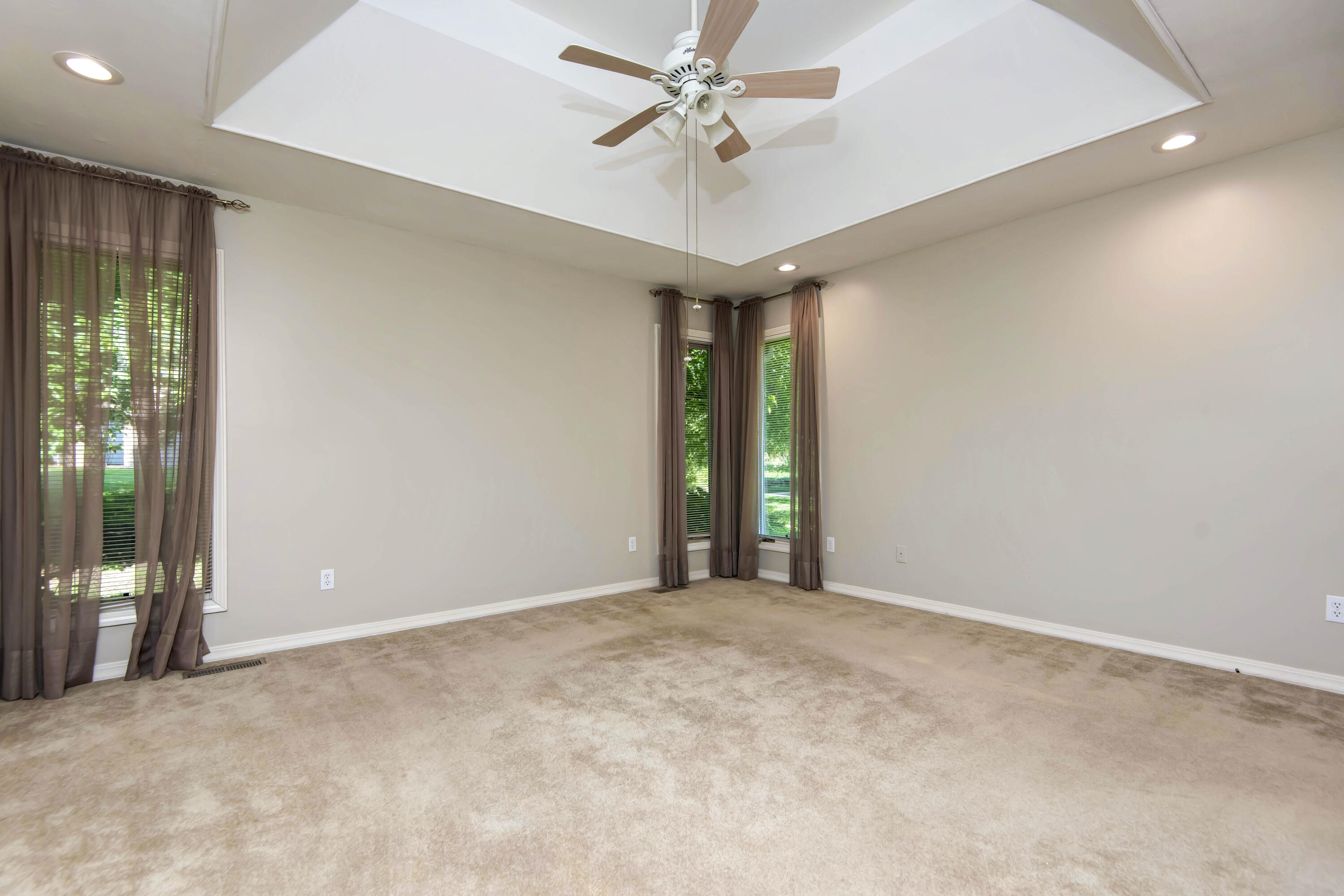 1343 North Fenchurch Lane Property Photo 19