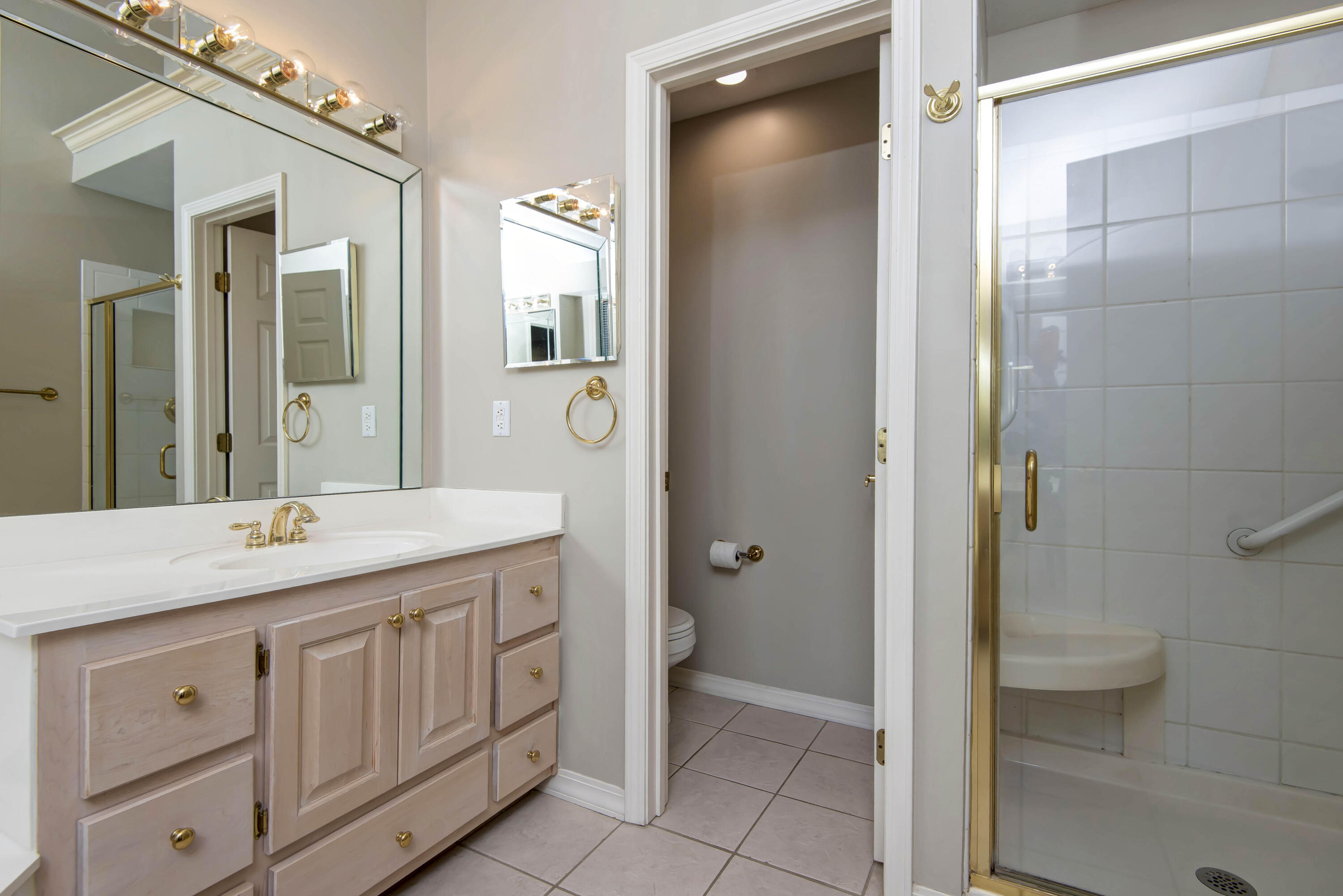 1343 North Fenchurch Lane Property Photo 23