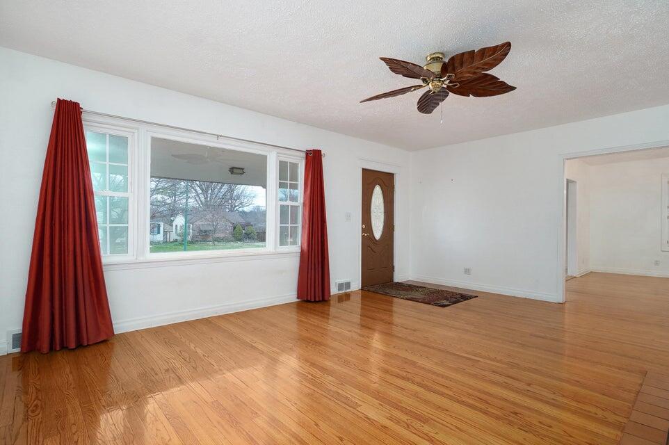 1328 East Portland Street Property Photo 8