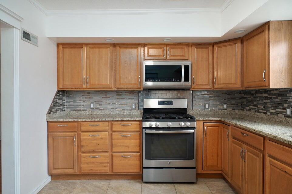 1328 East Portland Street Property Photo 12
