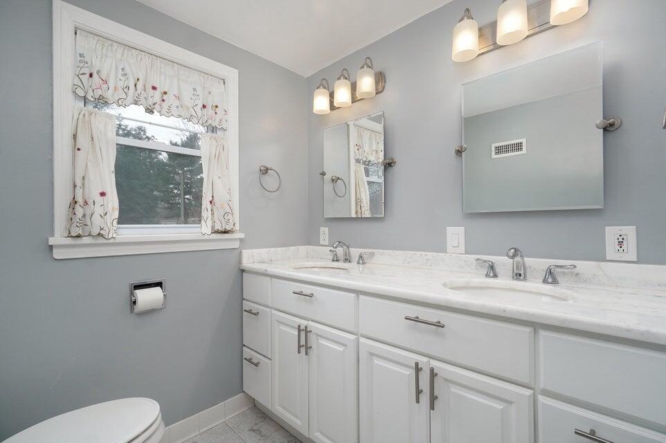 1328 East Portland Street Property Photo 18