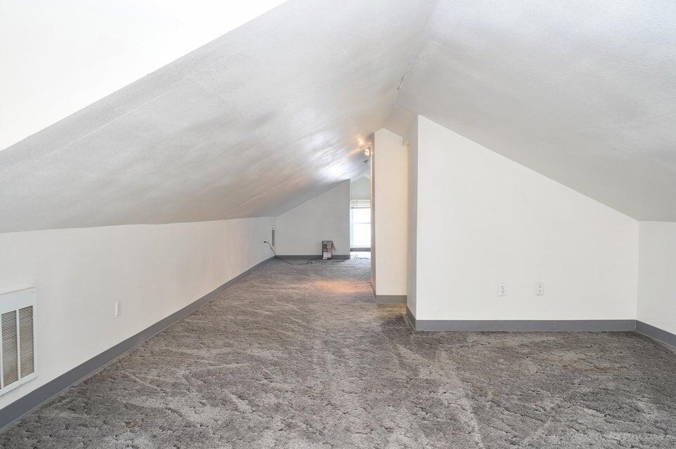 1328 East Portland Street Property Photo 23
