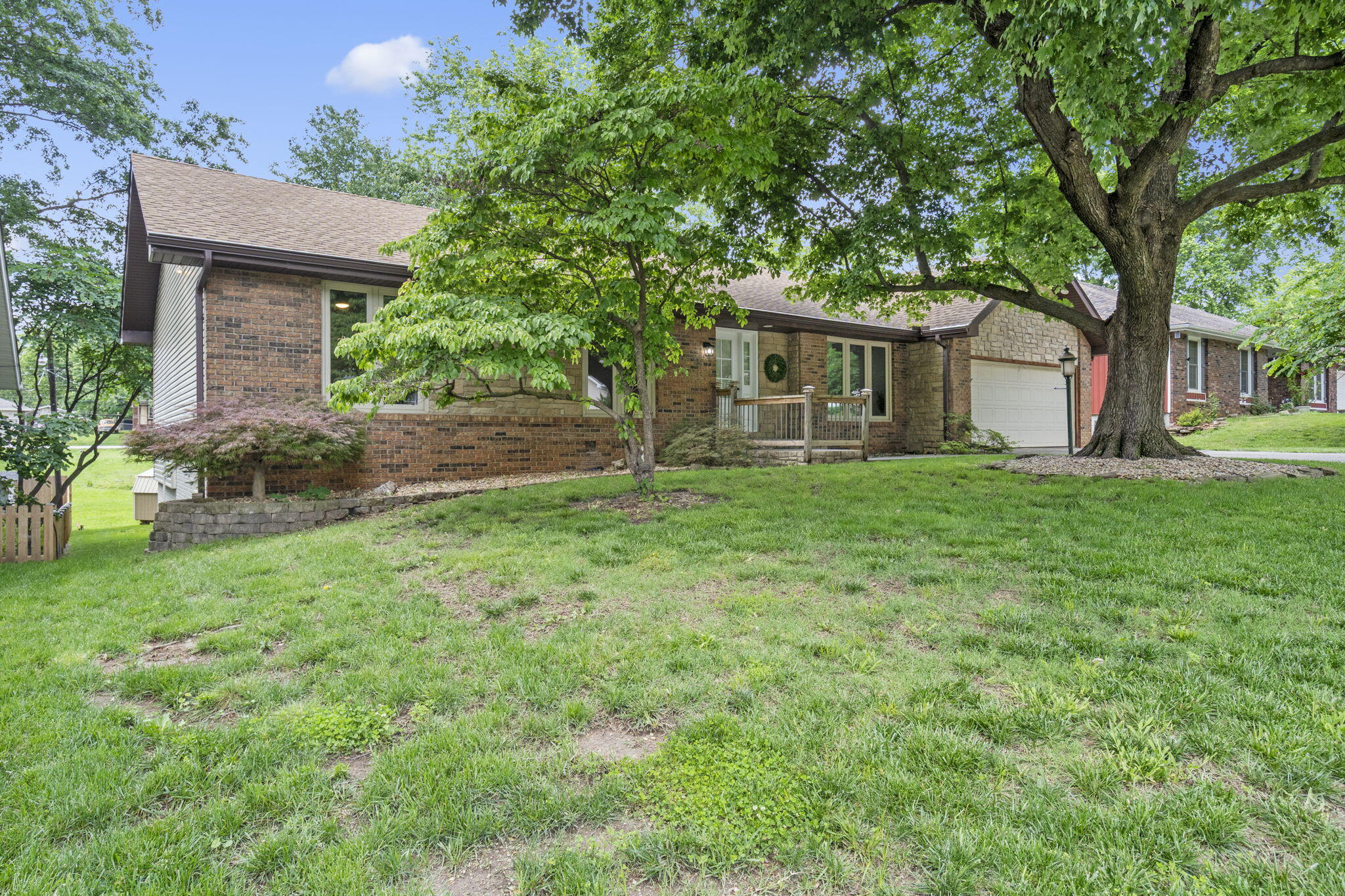 5715 South Clay Avenue Property Photo 3