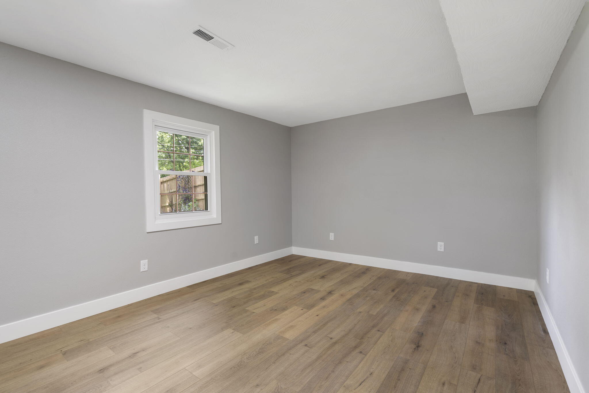 5715 South Clay Avenue Property Photo 25