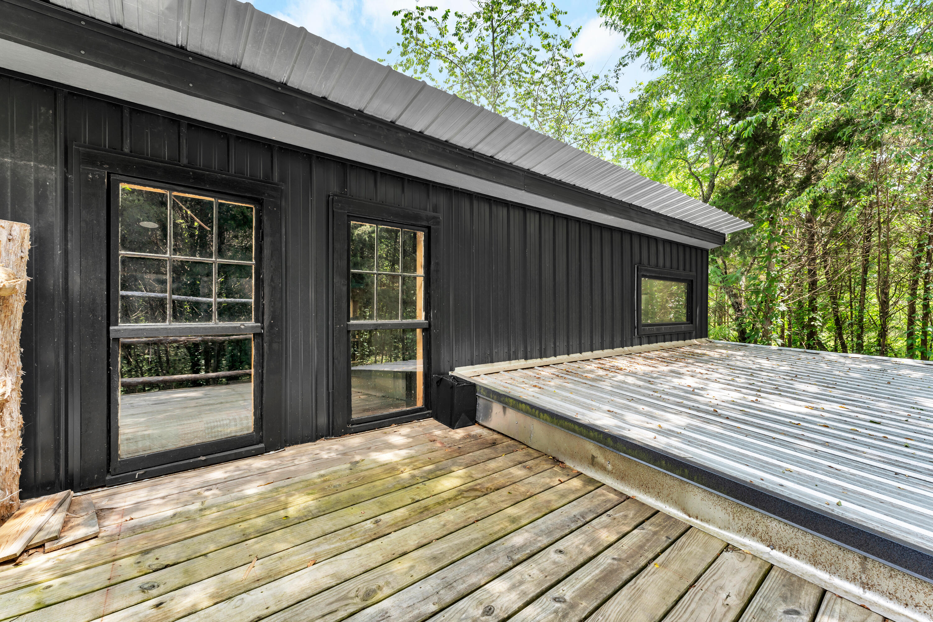 1939 East 540th Road Property Photo 21