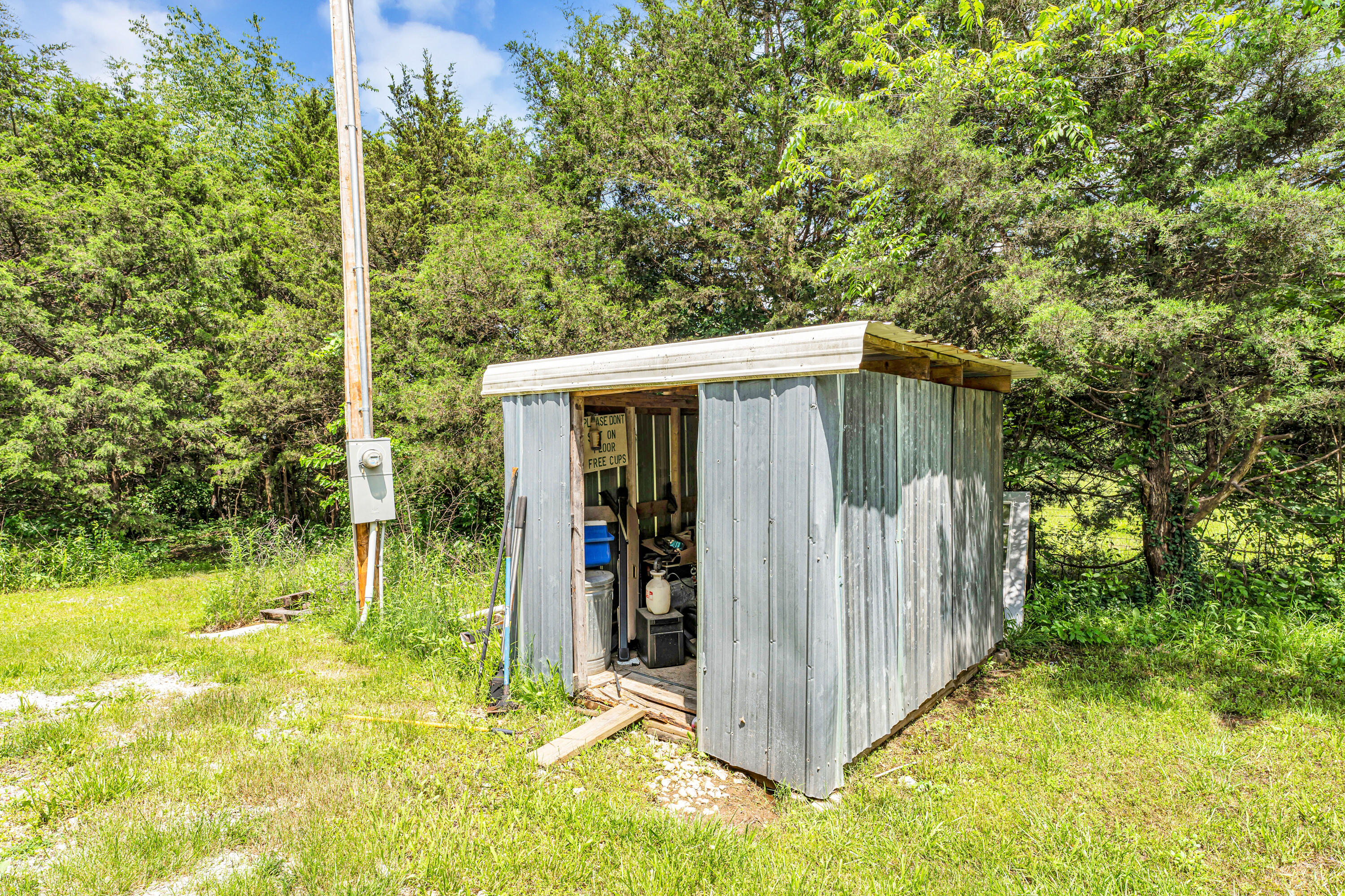 1939 East 540th Road Property Photo 26