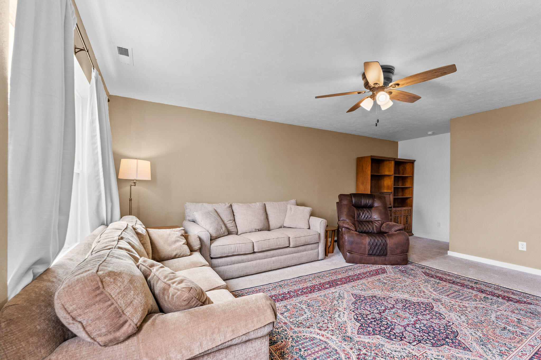 1200 South Birch Avenue Property Photo 31
