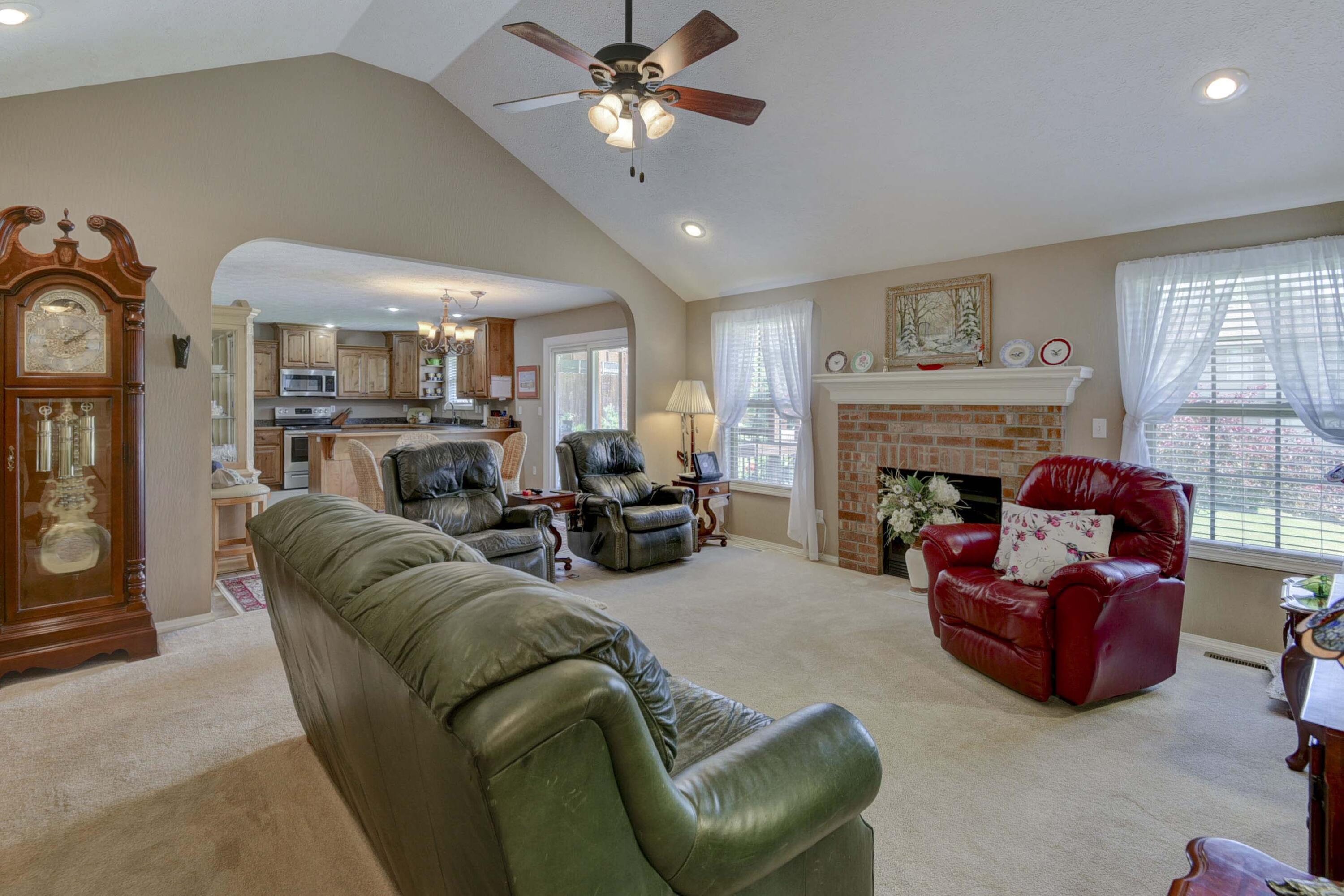 1428 South Nitro Drive Property Photo 4