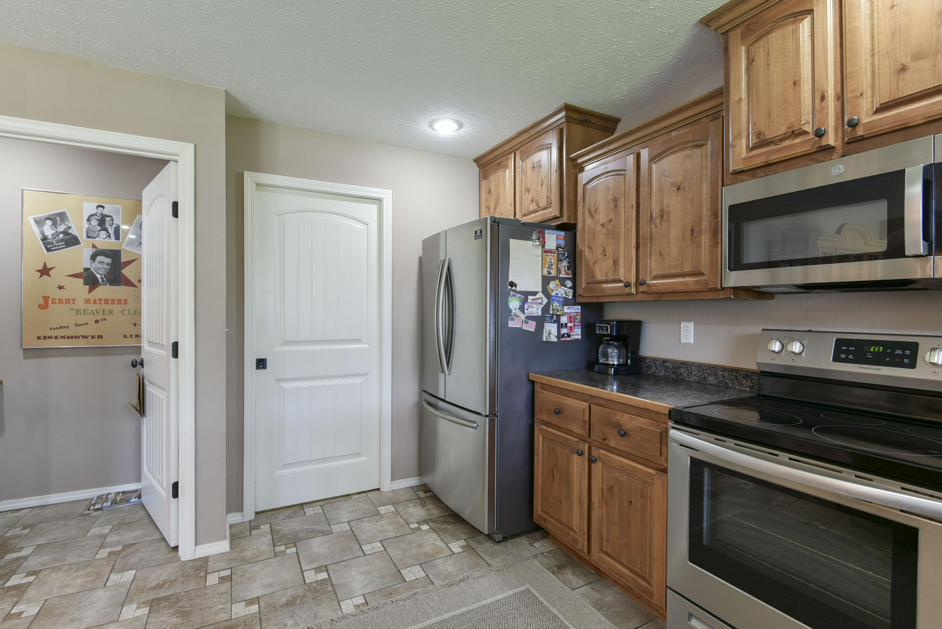 1428 South Nitro Drive Property Photo 8