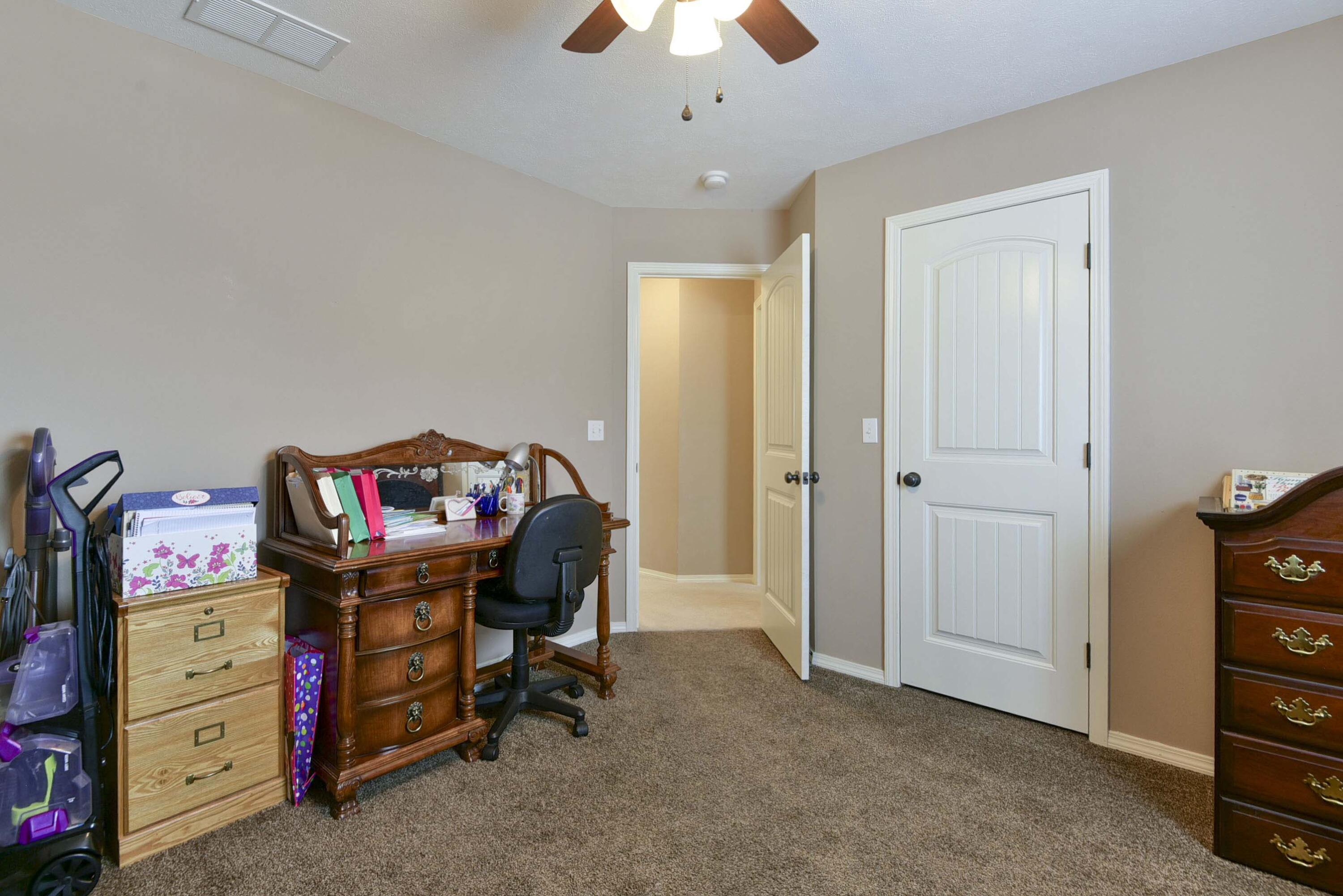 1428 South Nitro Drive Property Photo 17