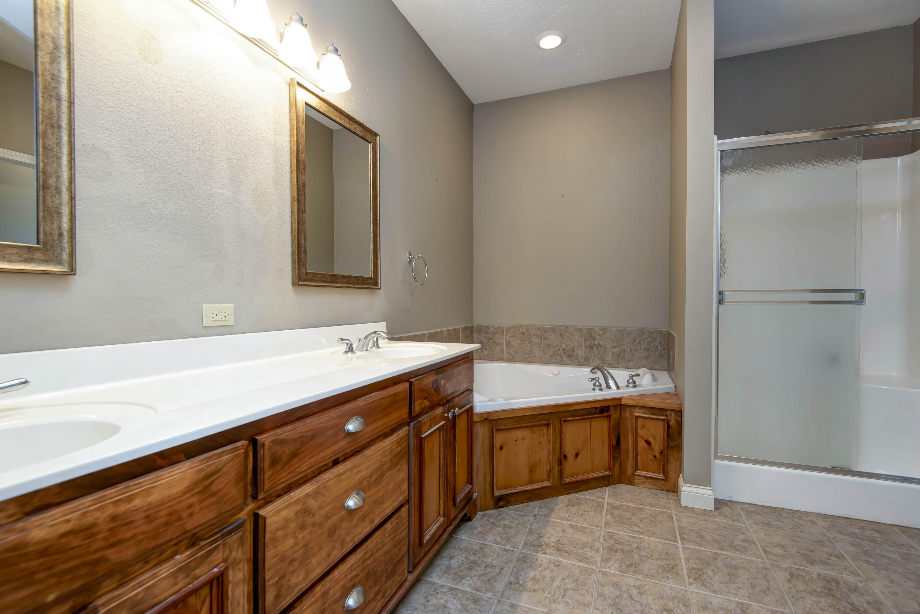 1214 Evington Court Property Photo 6