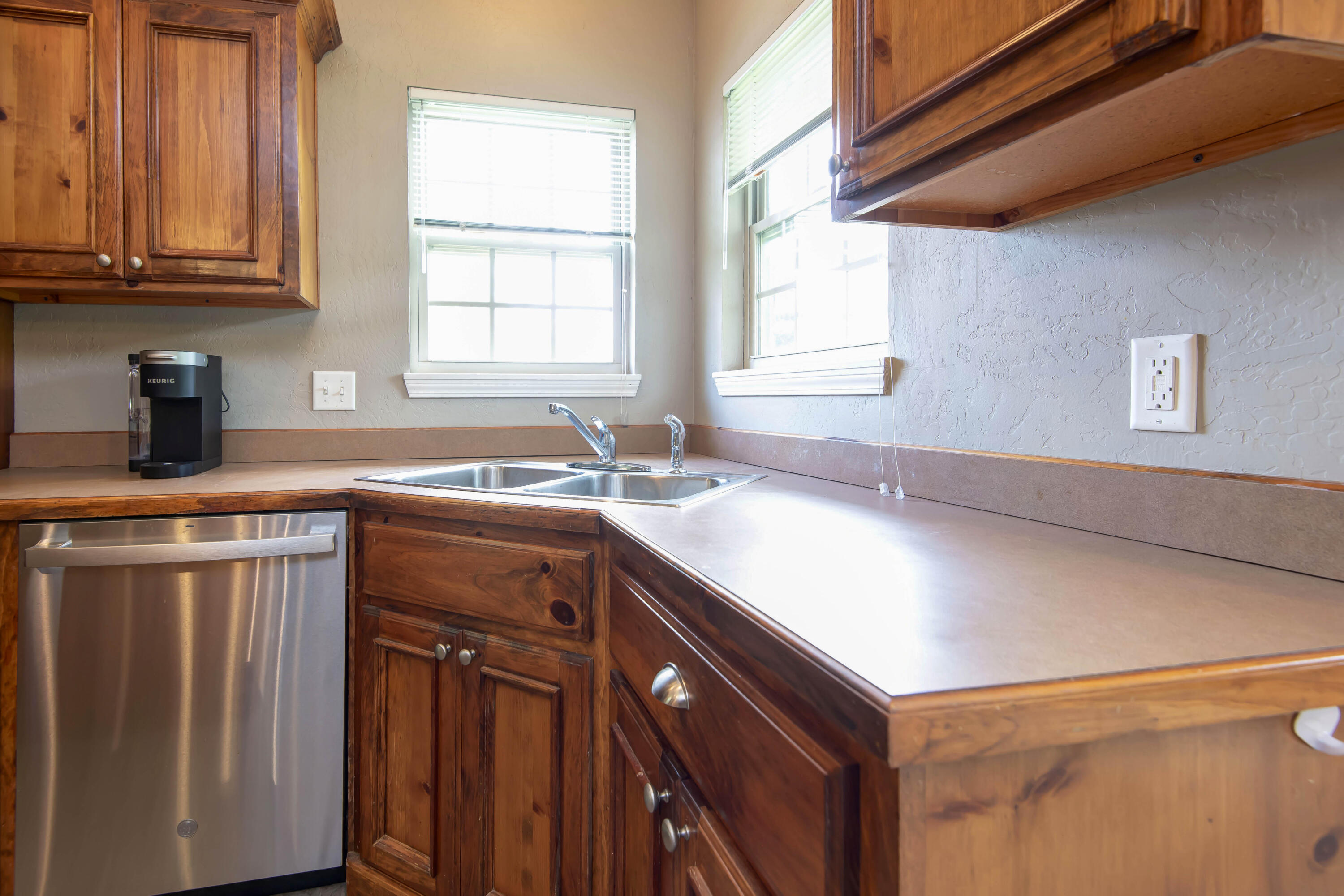 1214 Evington Court Property Photo 12