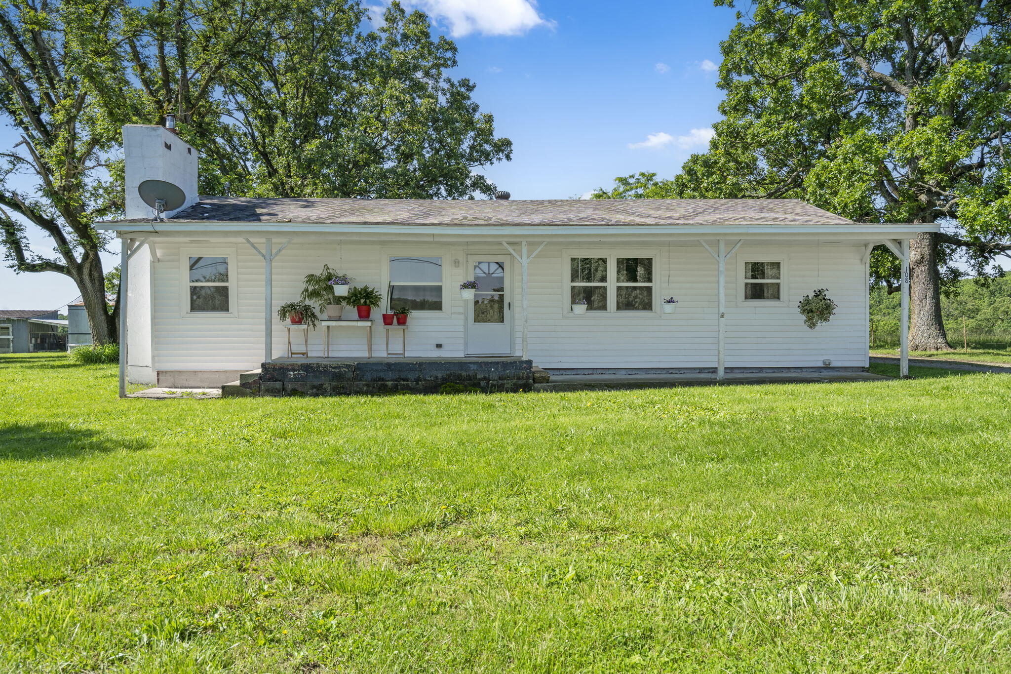 108 & 110 State Road Dd Property Photo 24