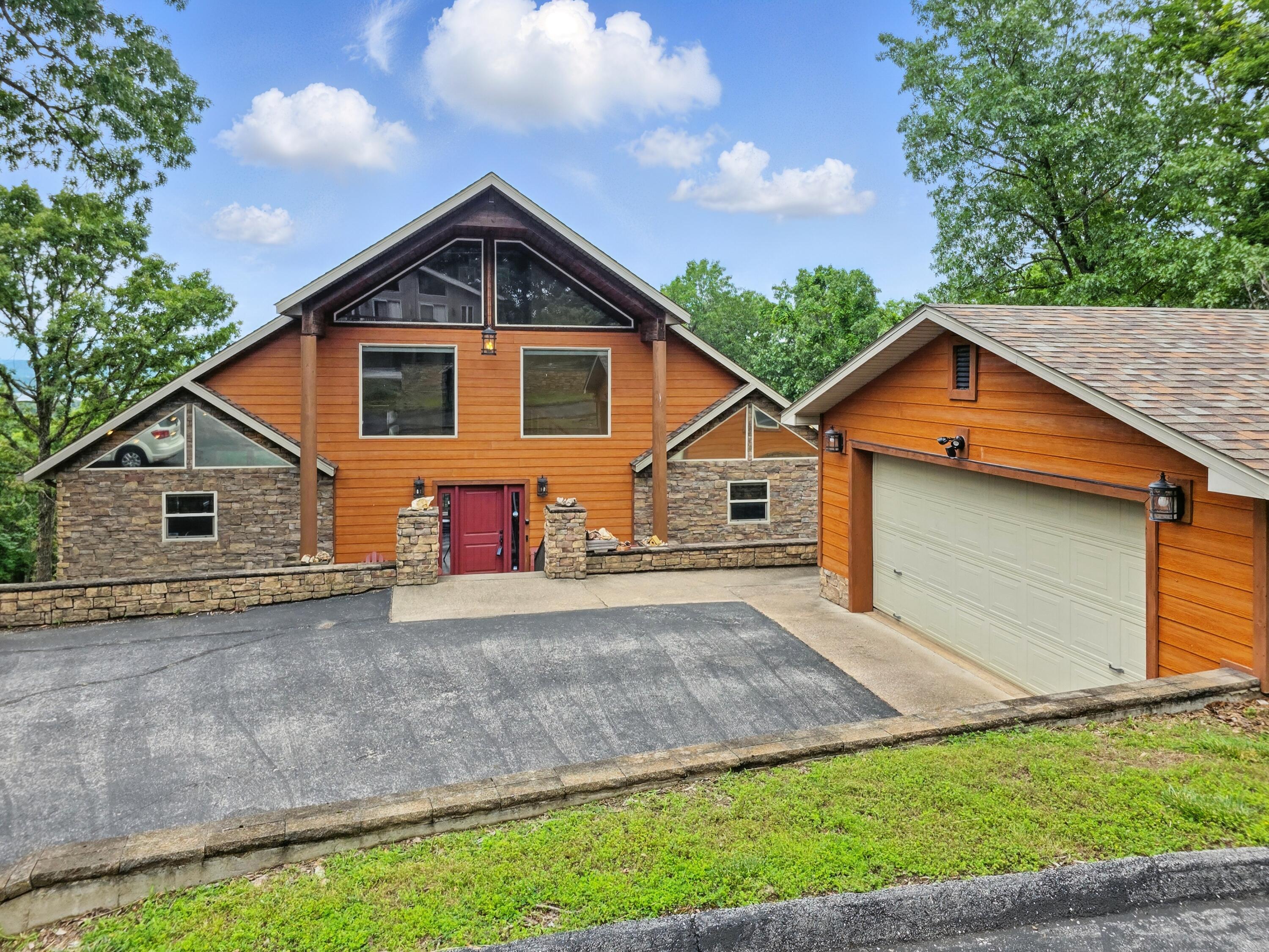 1041 Skyview Drive Property Photo 5
