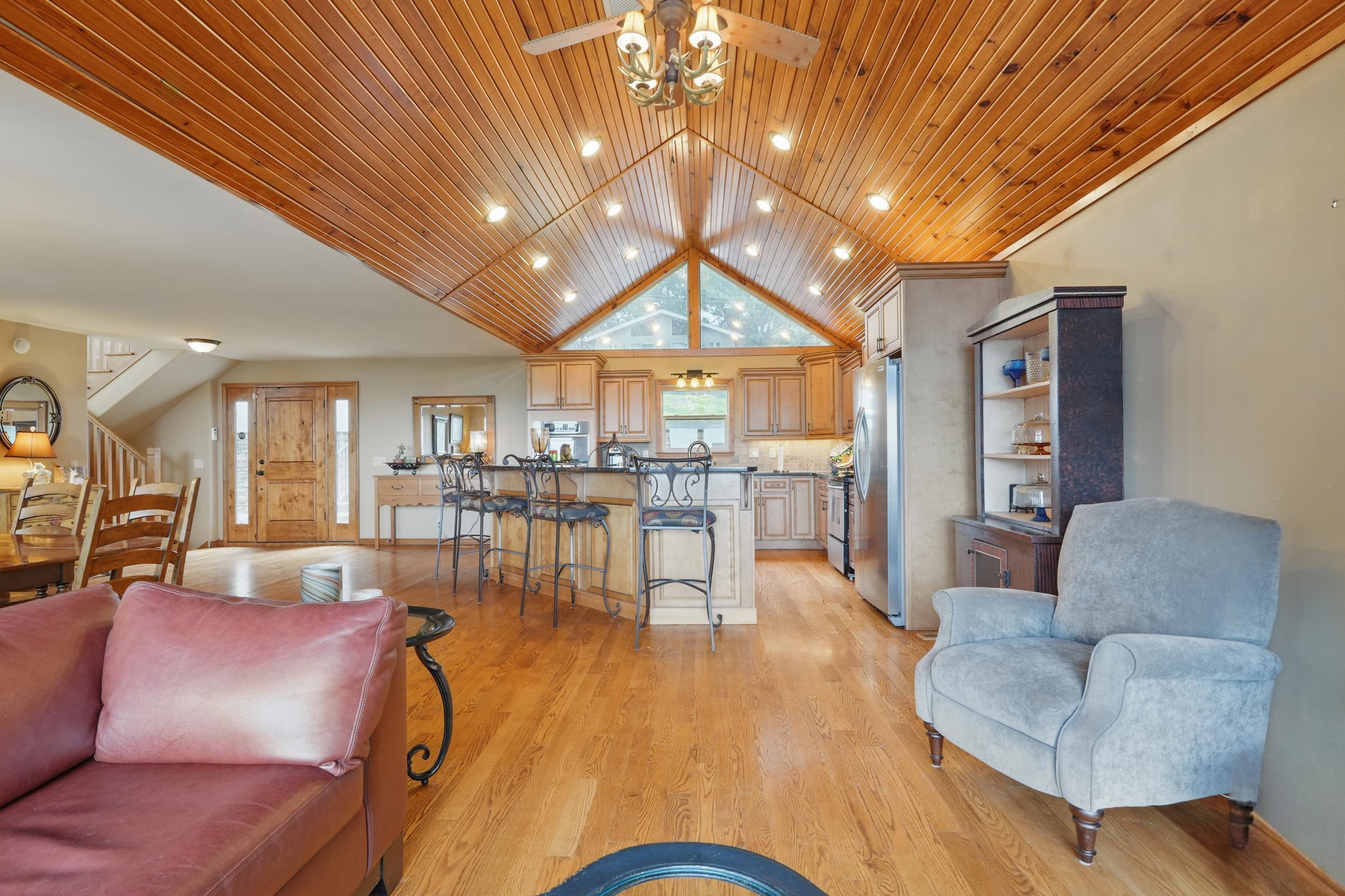 1041 Skyview Drive Property Photo 16