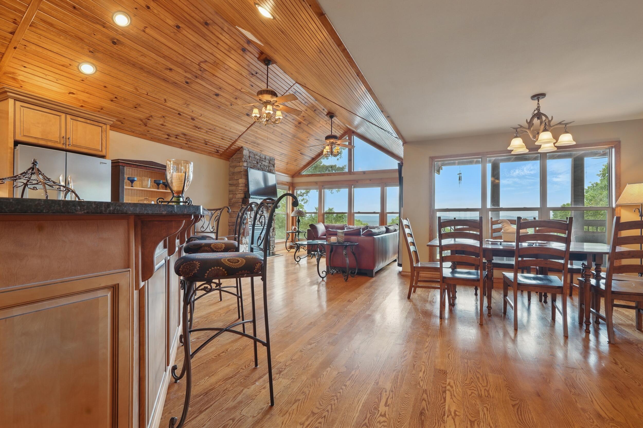 1041 Skyview Drive Property Photo 24