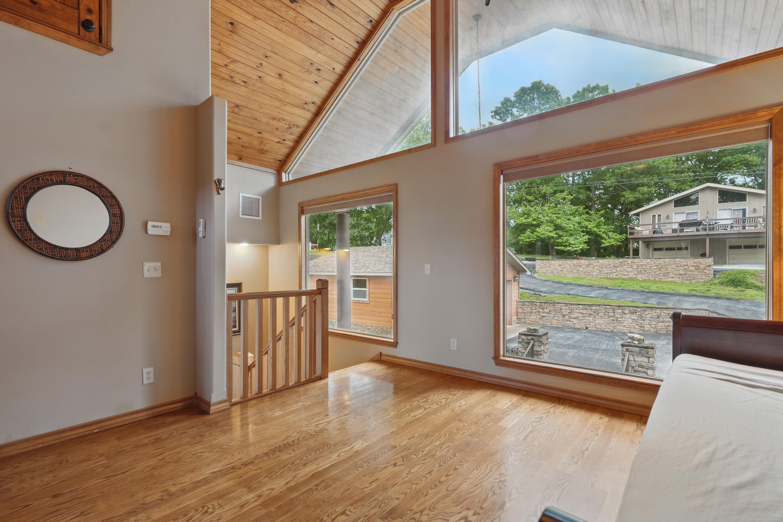 1041 Skyview Drive Property Photo 41