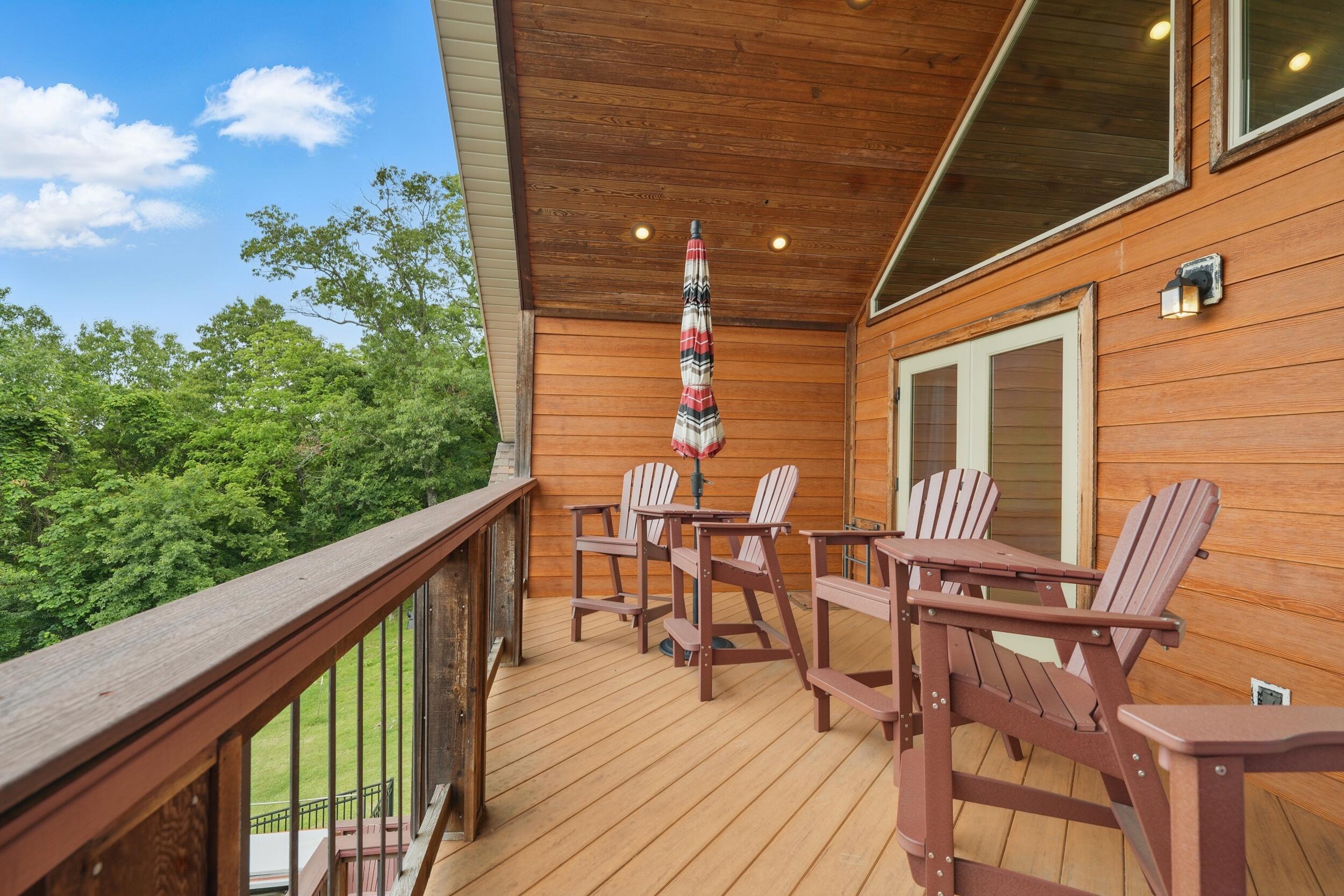1041 Skyview Drive Property Photo 49